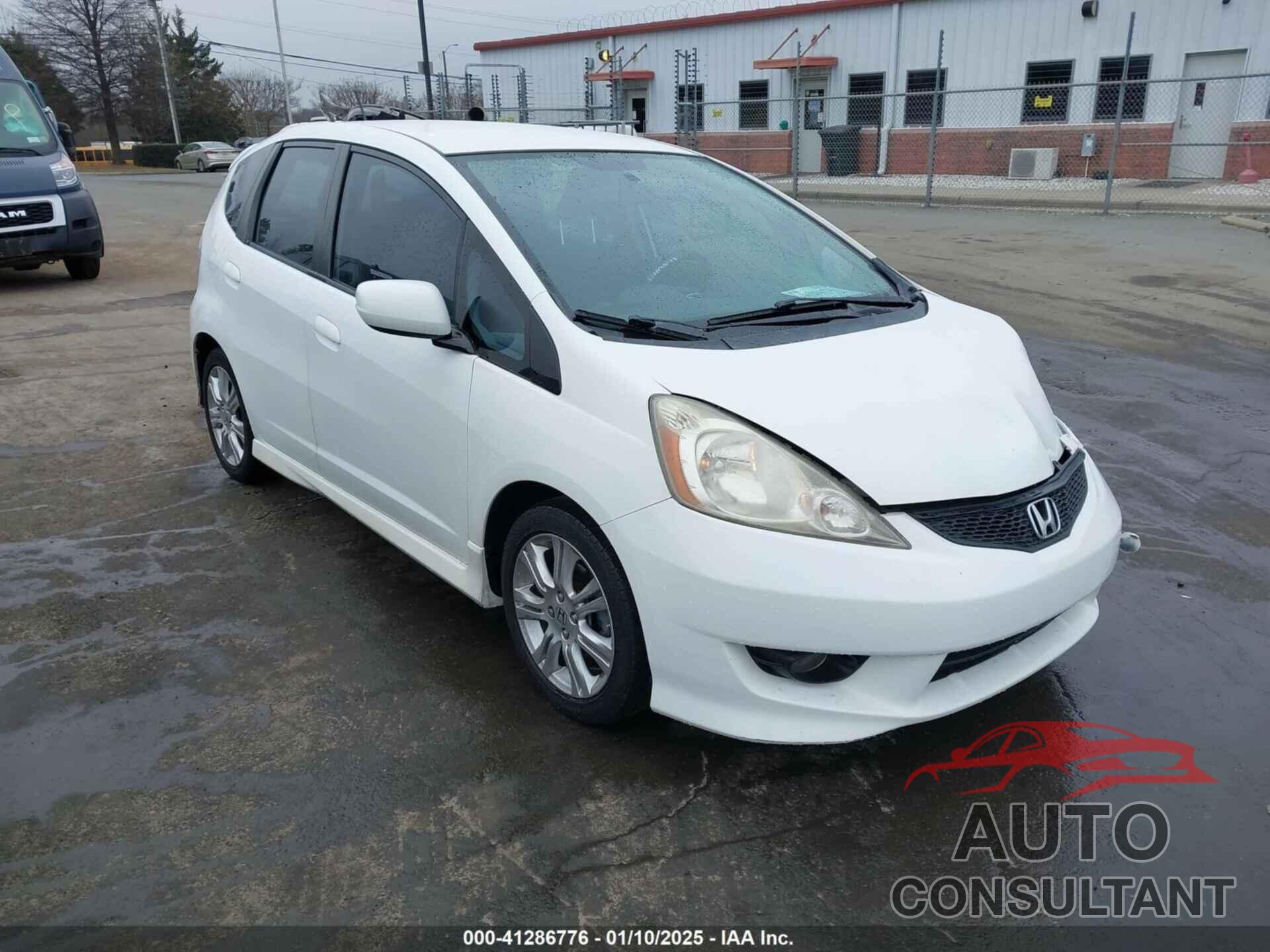 HONDA FIT 2009 - JHMGE884X9S010413