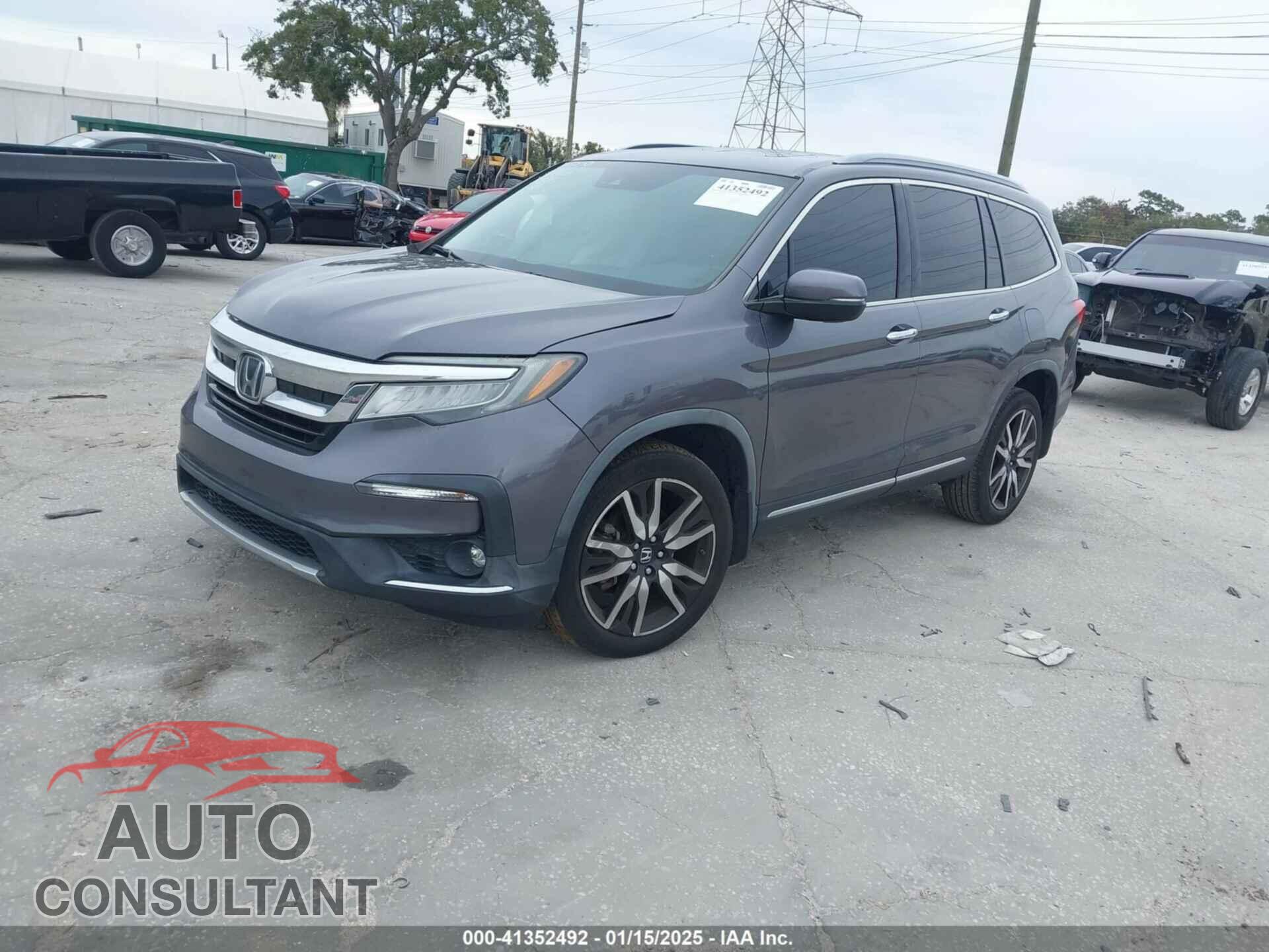 HONDA PILOT 2019 - 5FNYF6H05KB013551