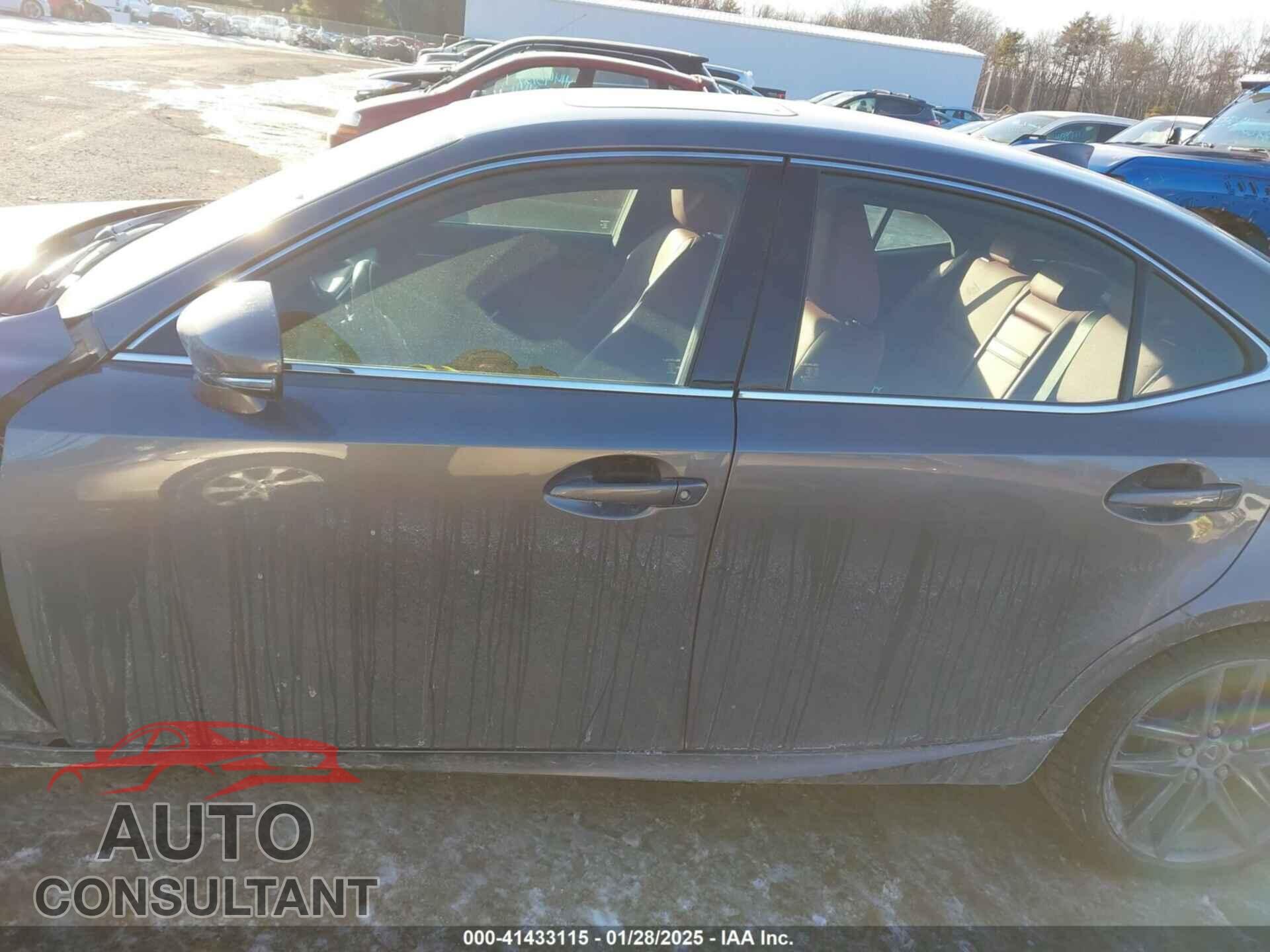 LEXUS IS 300 2018 - JTHC81D29J5033119