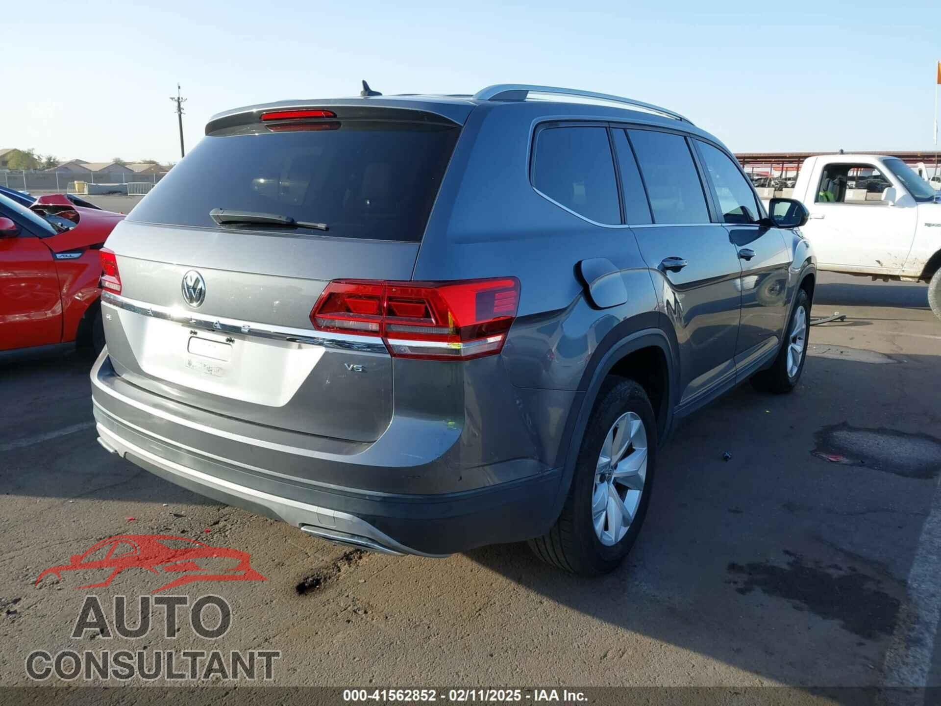 VOLKSWAGEN ATLAS 2018 - 1V2DR2CA8JC502499