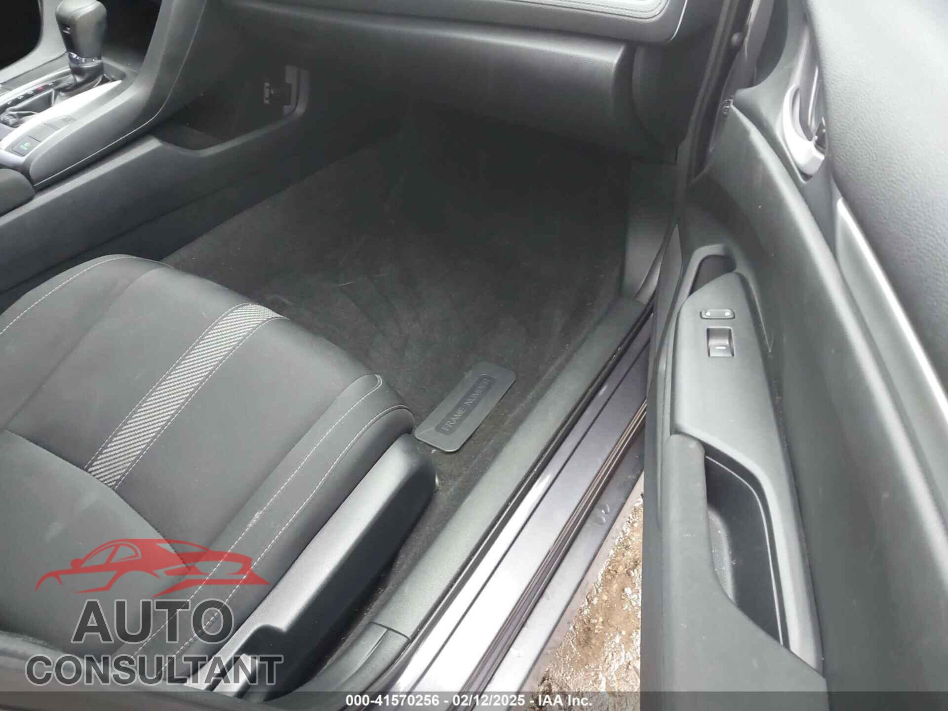 HONDA CIVIC 2017 - 19XFC2F54HE065050