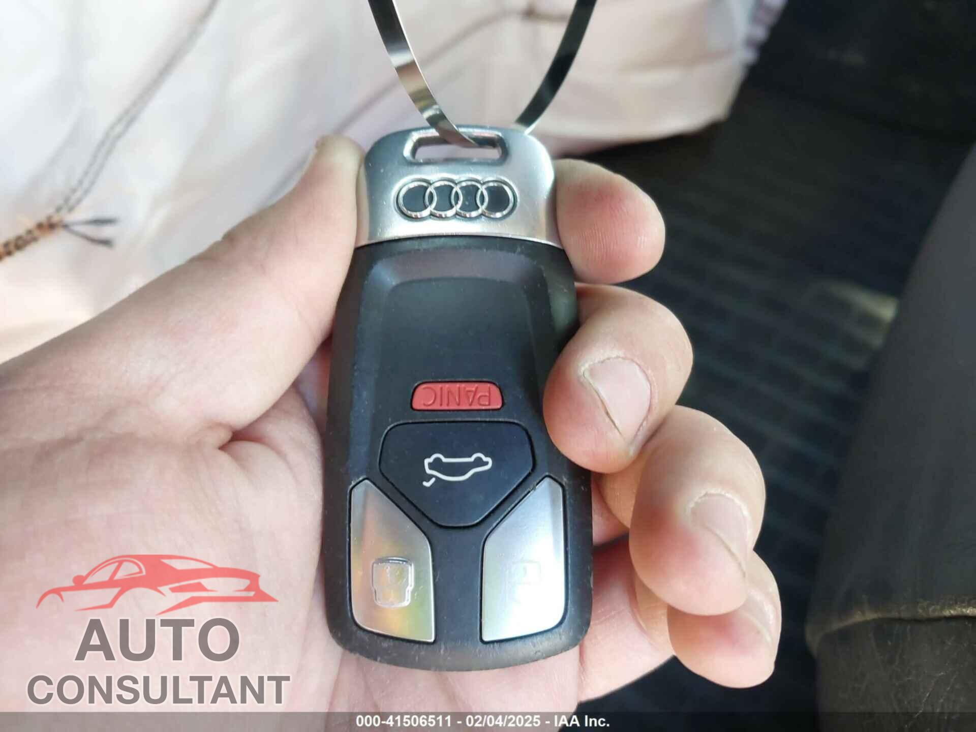 AUDI A4 2018 - WAUDNAF47JA019737