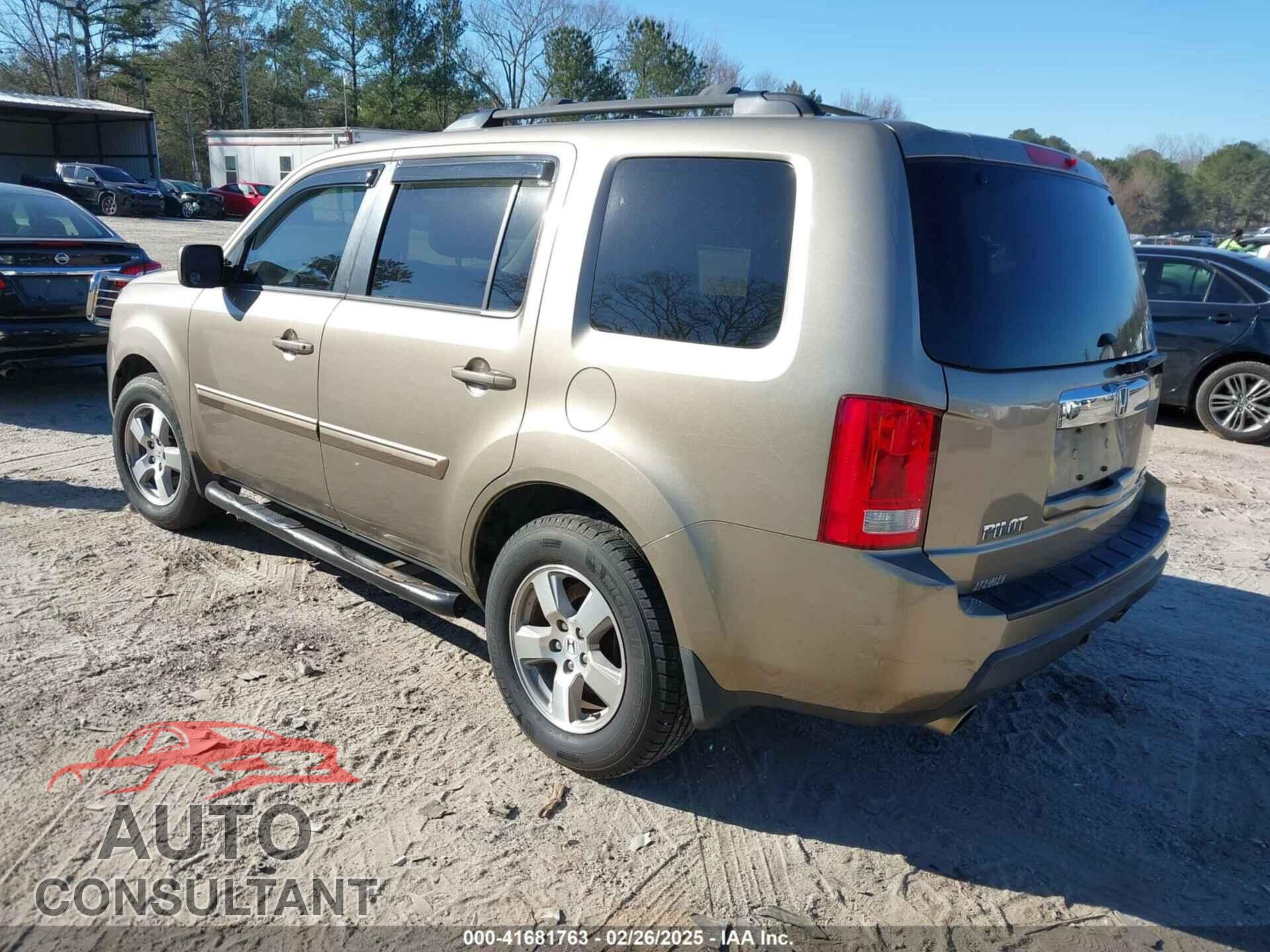HONDA PILOT 2011 - 5FNYF4H48BB094567