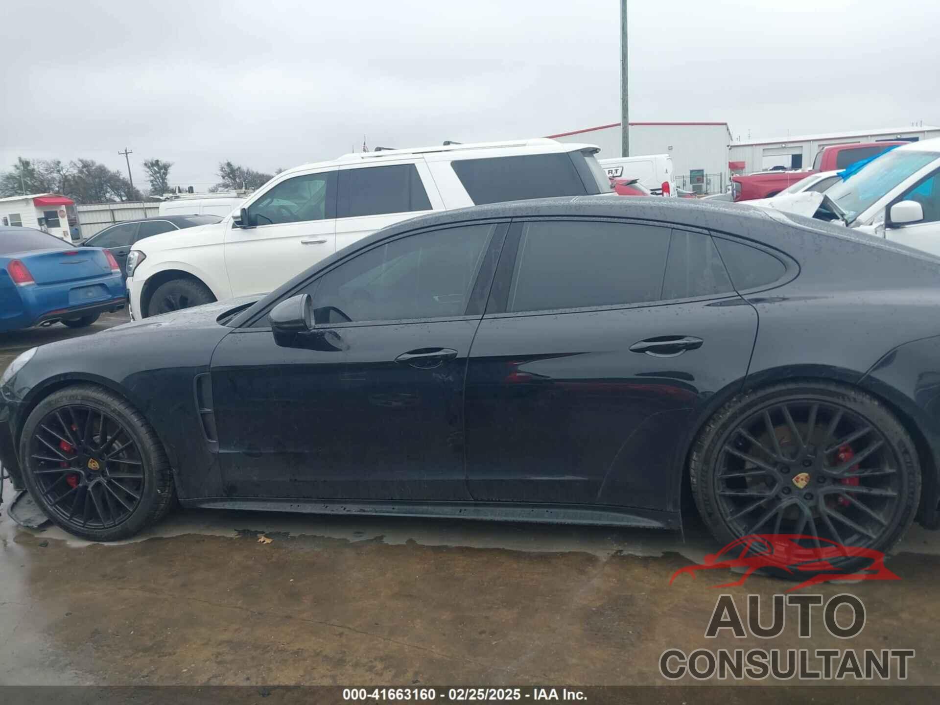 PORSCHE PANAMERA 2023 - WP0AG2A78PL135386