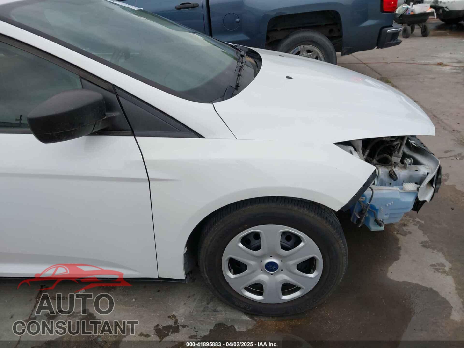 FORD FOCUS 2018 - 1FADP3E23JL212714