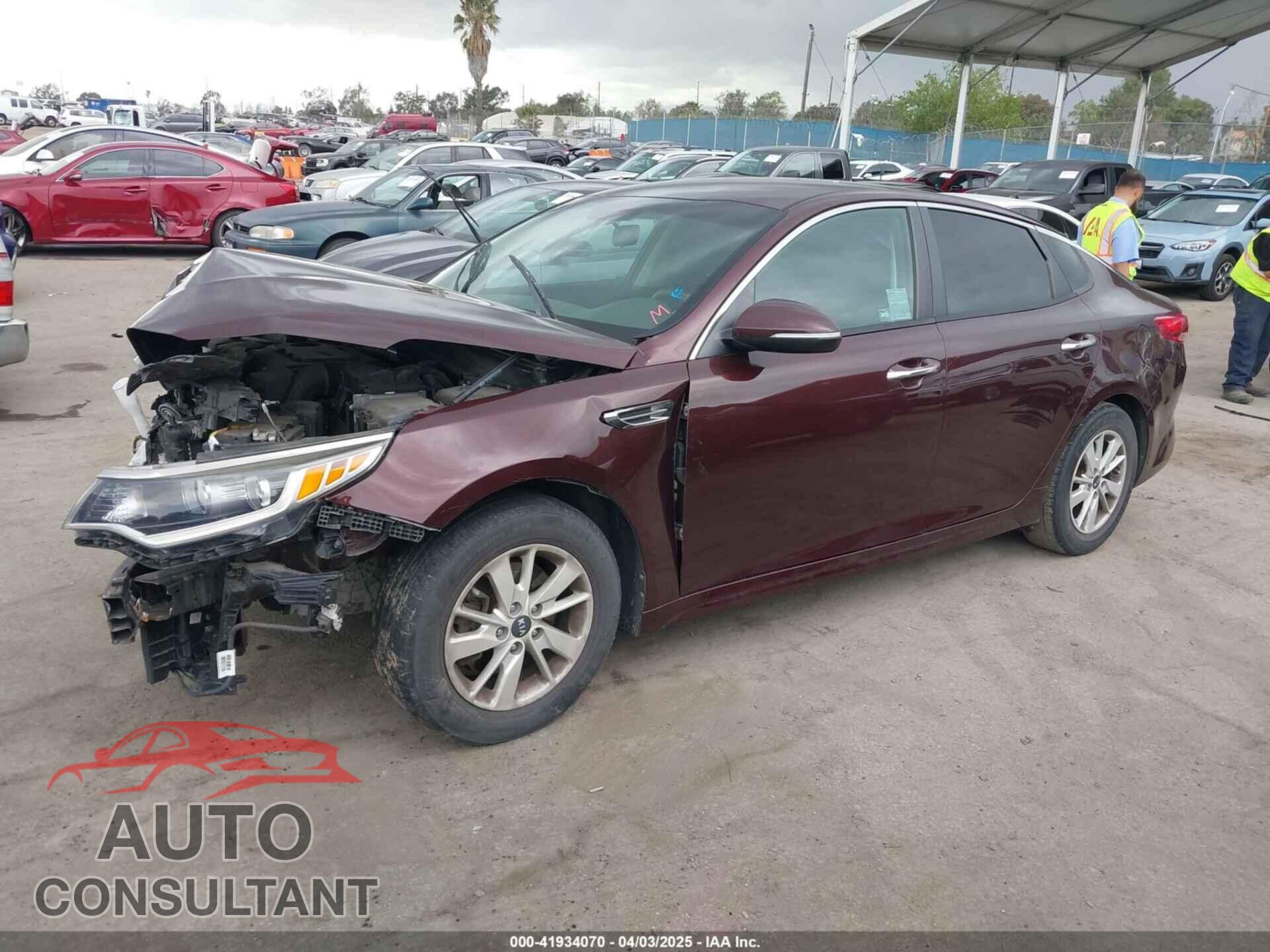 KIA OPTIMA 2017 - 5XXGT4L36HG155679