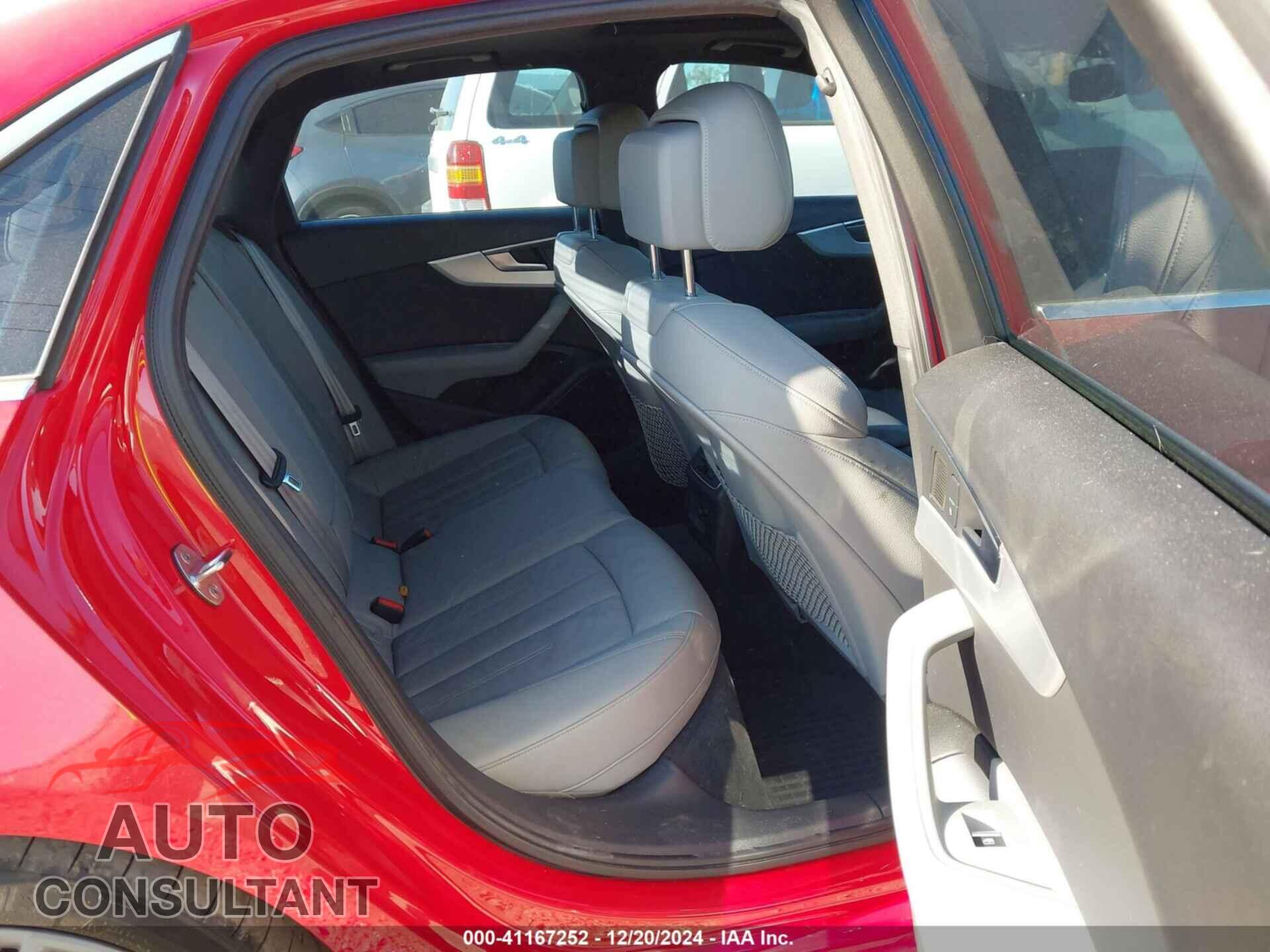 AUDI A4 2017 - WAUENAF45HN015418