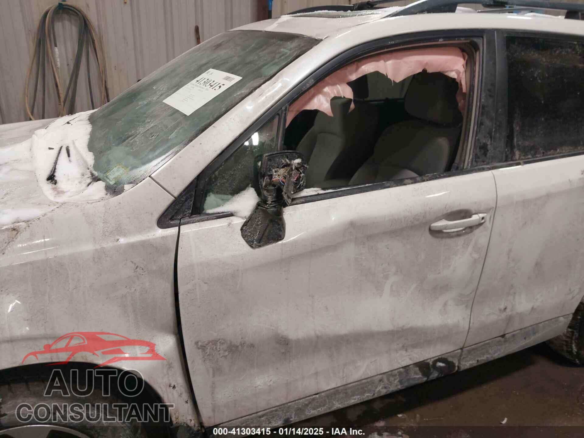 SUBARU FORESTER 2017 - JF2SJAEC3HH482816