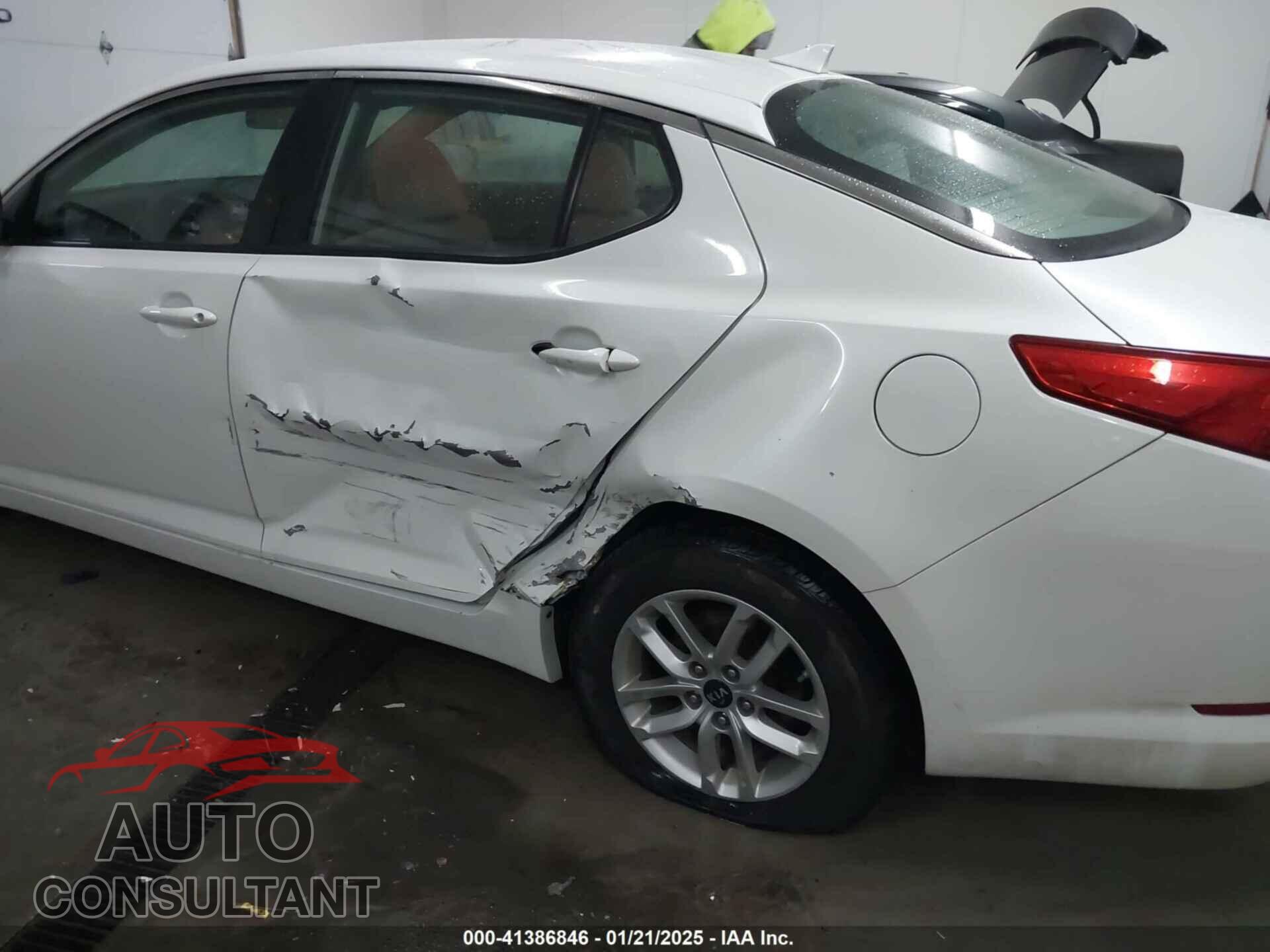 KIA OPTIMA 2011 - KNAGM4A71B5095502