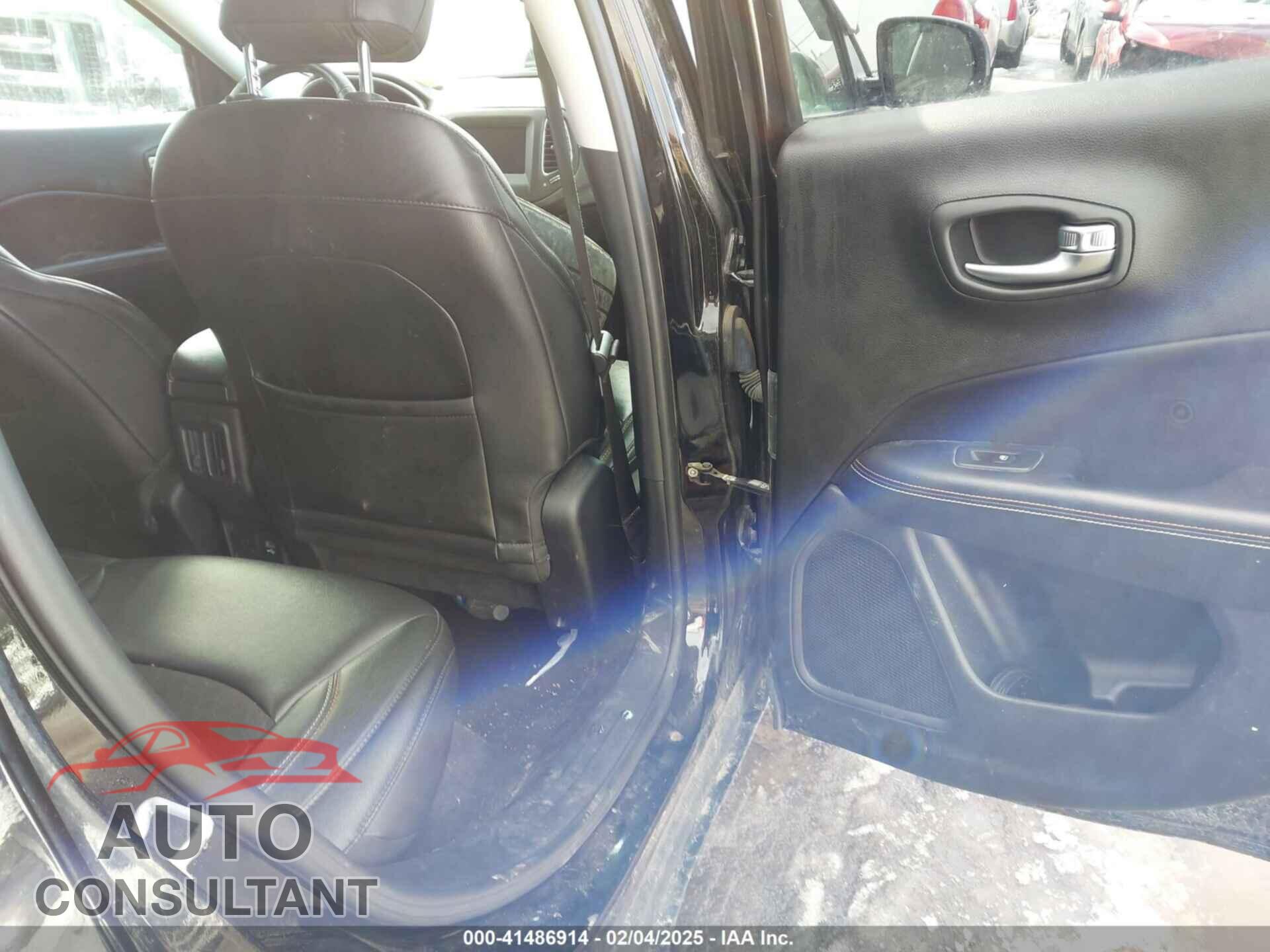 JEEP COMPASS 2018 - 3C4NJDBB6JT418222