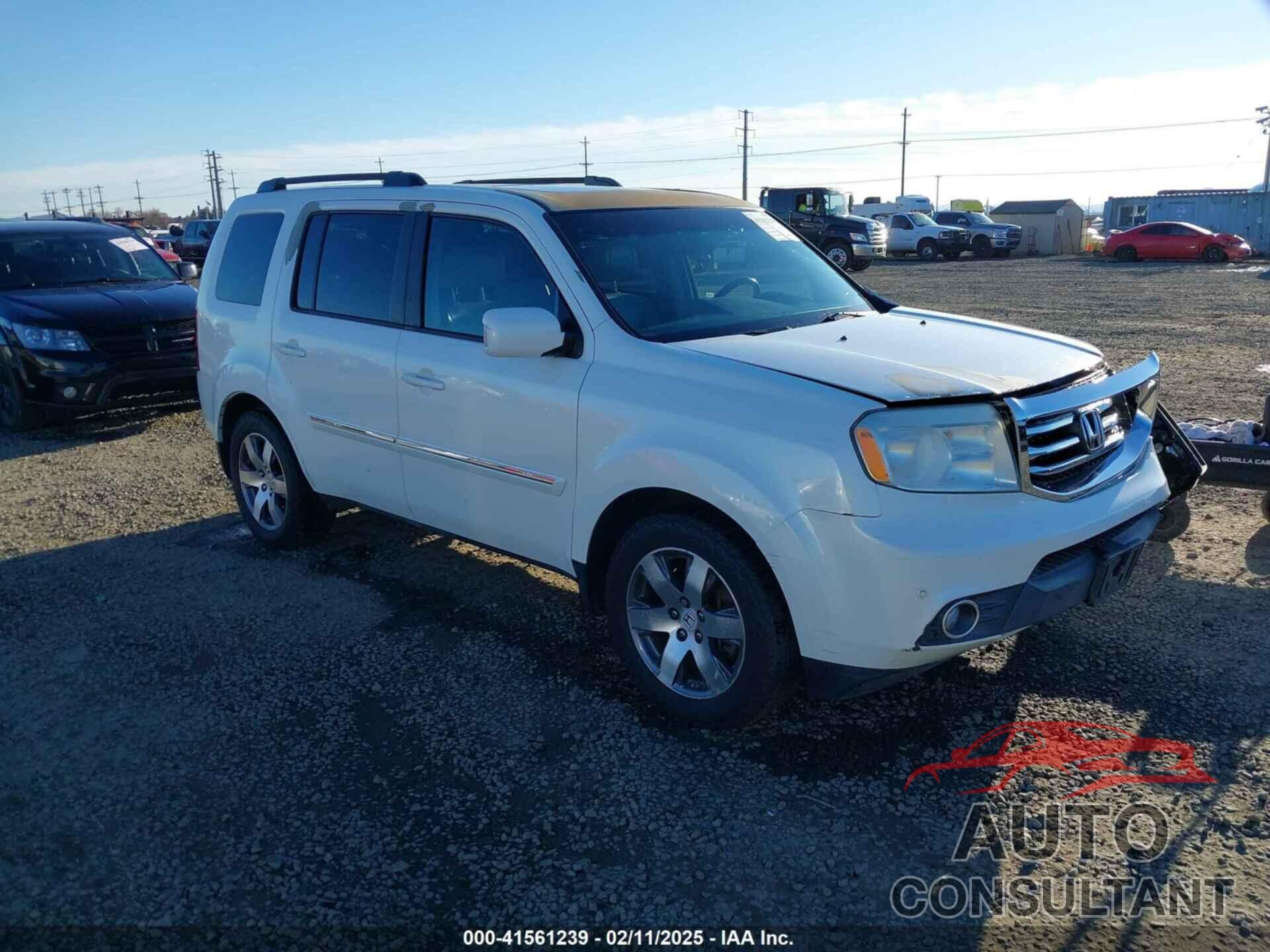 HONDA PILOT 2013 - 5FNYF4H96DB042451