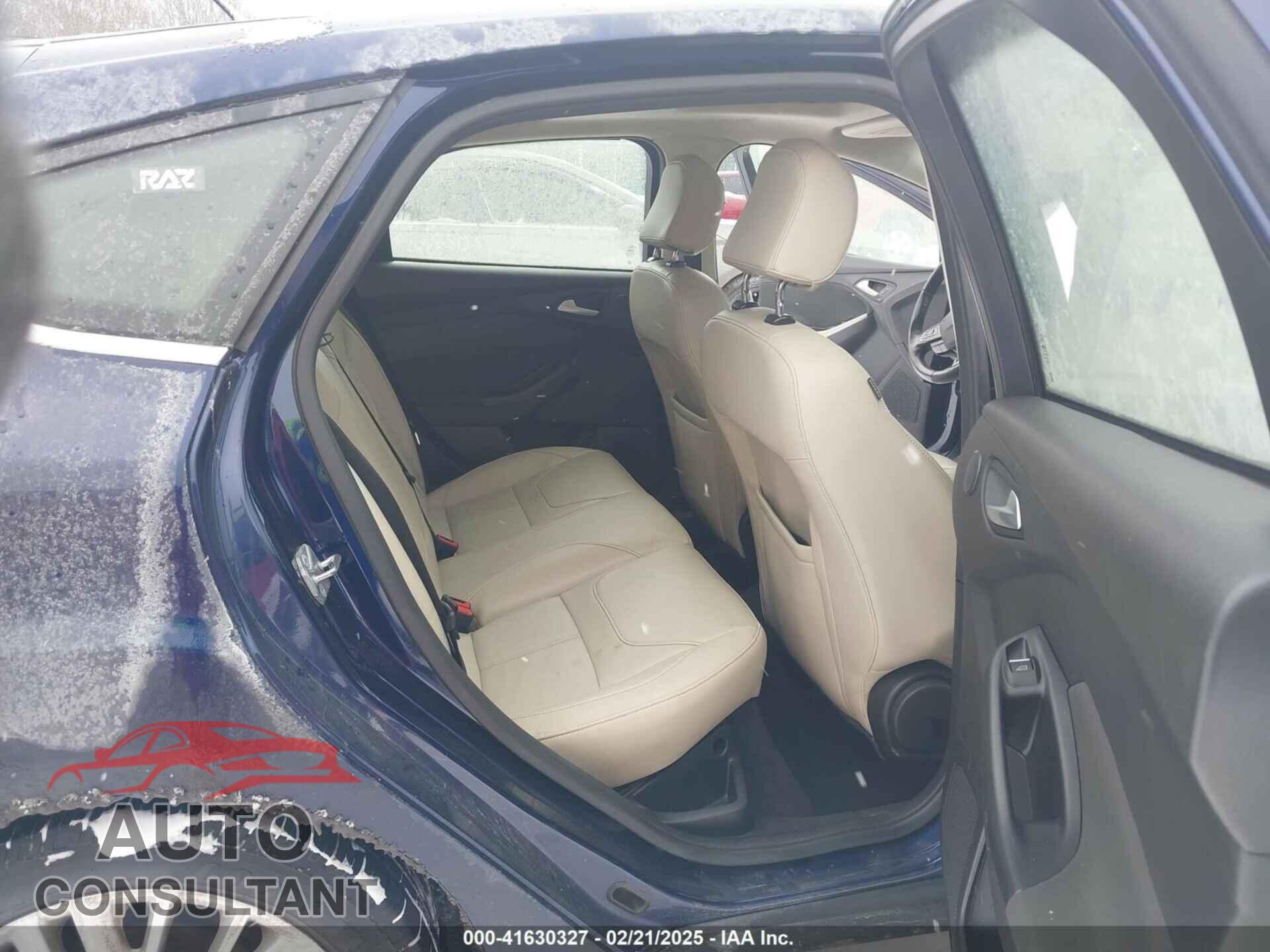FORD FOCUS 2017 - 1FADP3N25HL272276