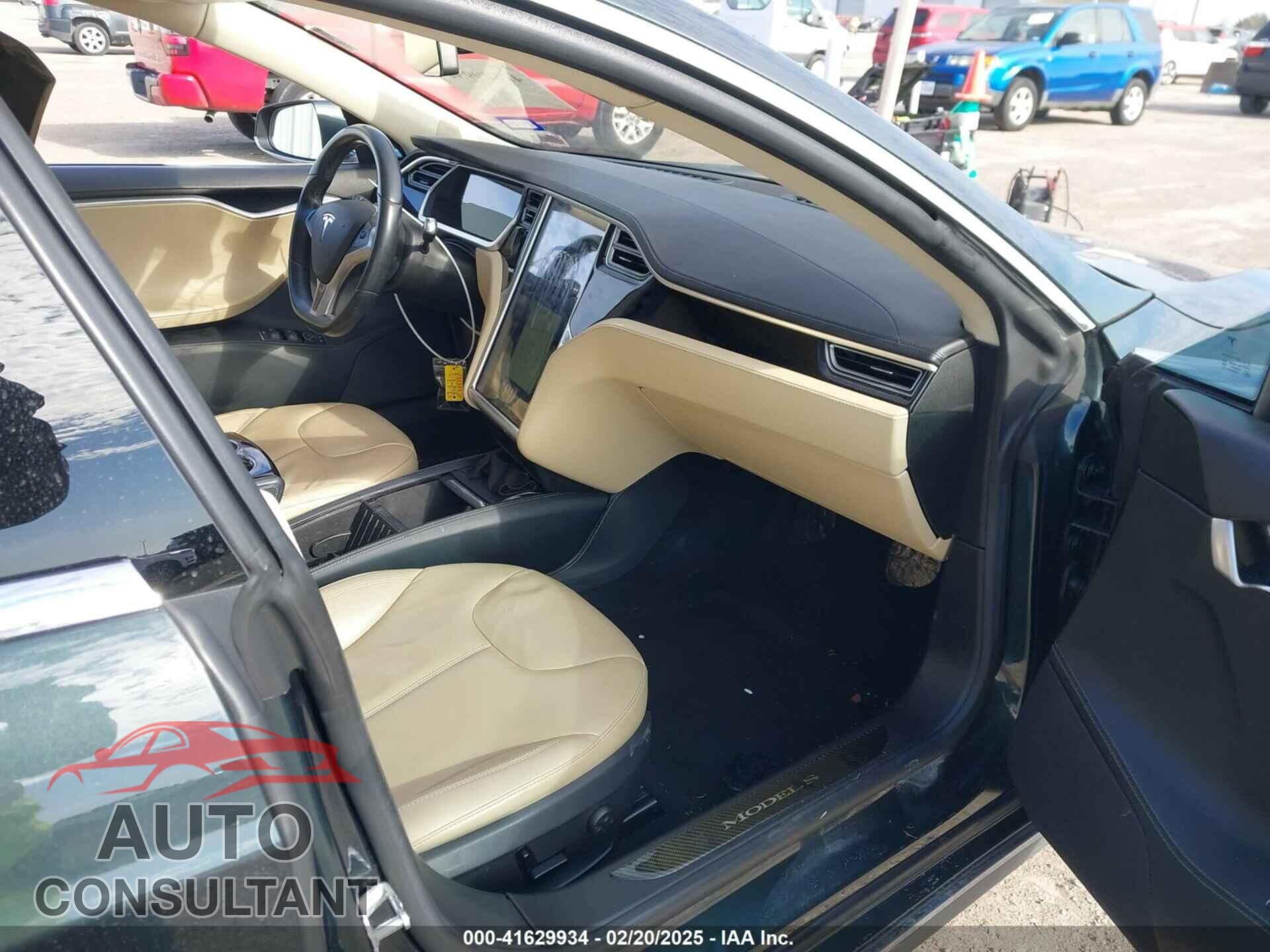TESLA MODEL S 2013 - 5YJSA1CN9DFP26188