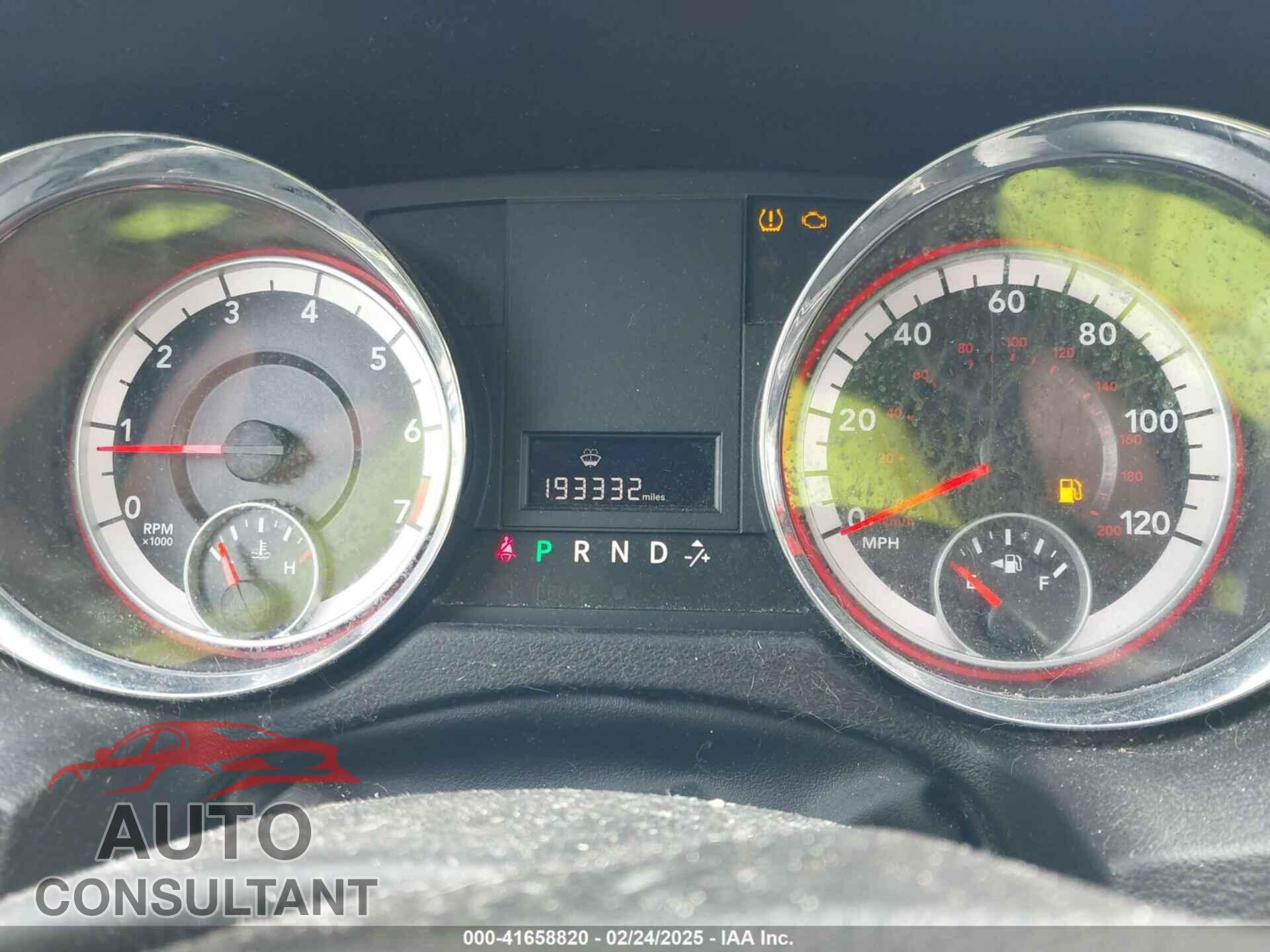 DODGE GRAND CARAVAN 2013 - 2C4RDGBG2DR668392