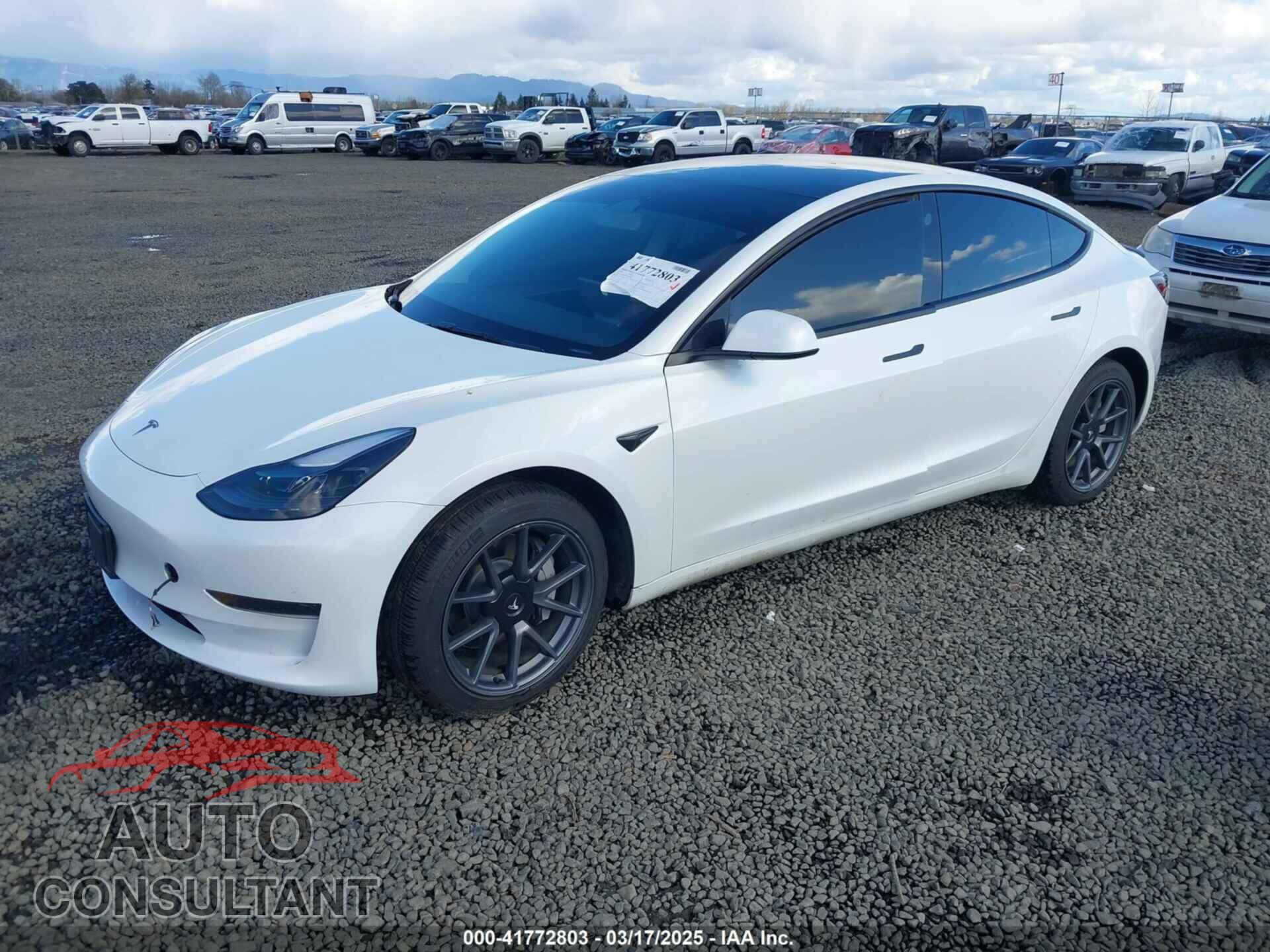 TESLA MODEL 3 2023 - 5YJ3E1EA7PF570871