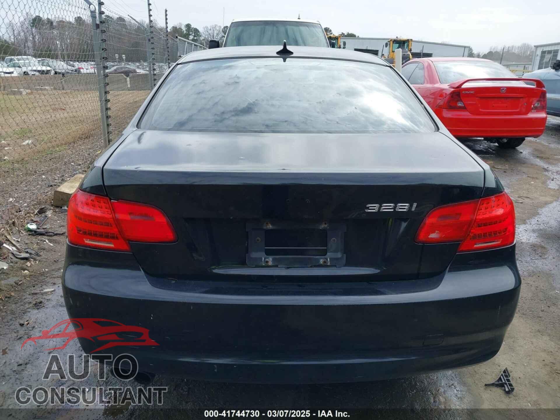 BMW 328I 2011 - WBAKF3C54BE567055