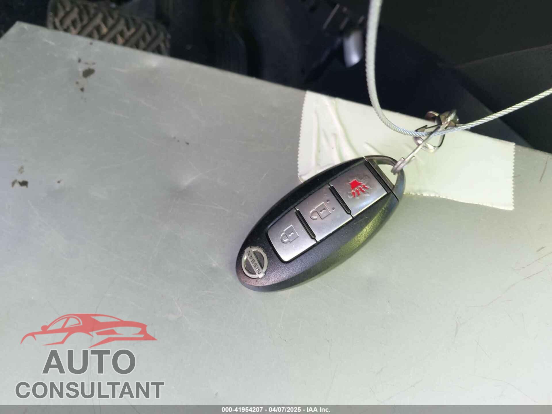NISSAN VERSA NOTE 2014 - 3N1CE2CP7EL379403