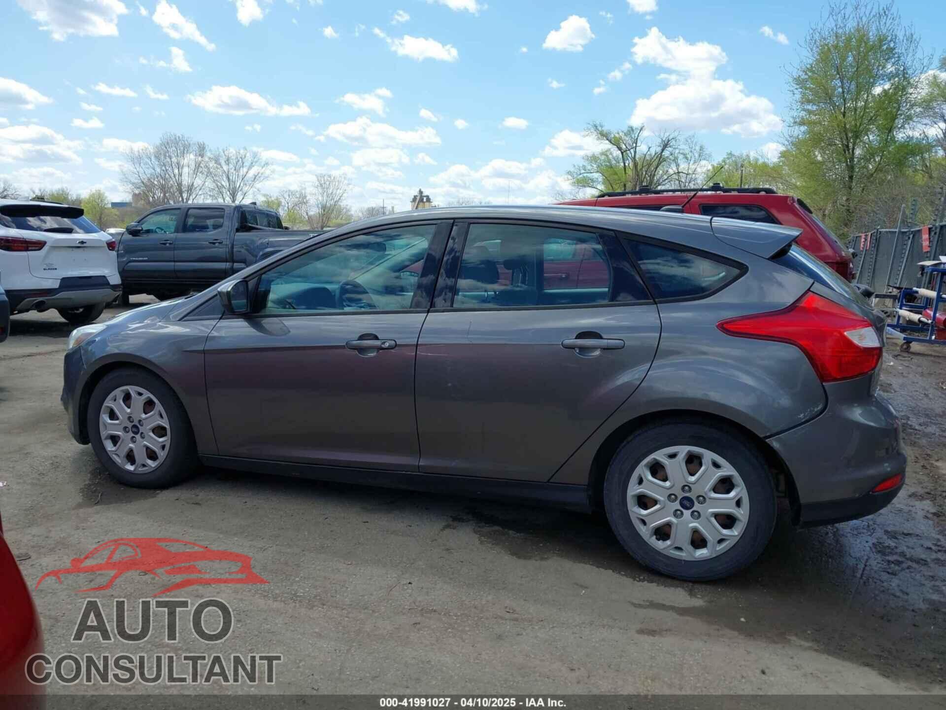 FORD FOCUS 2012 - 1FAHP3K23CL366574