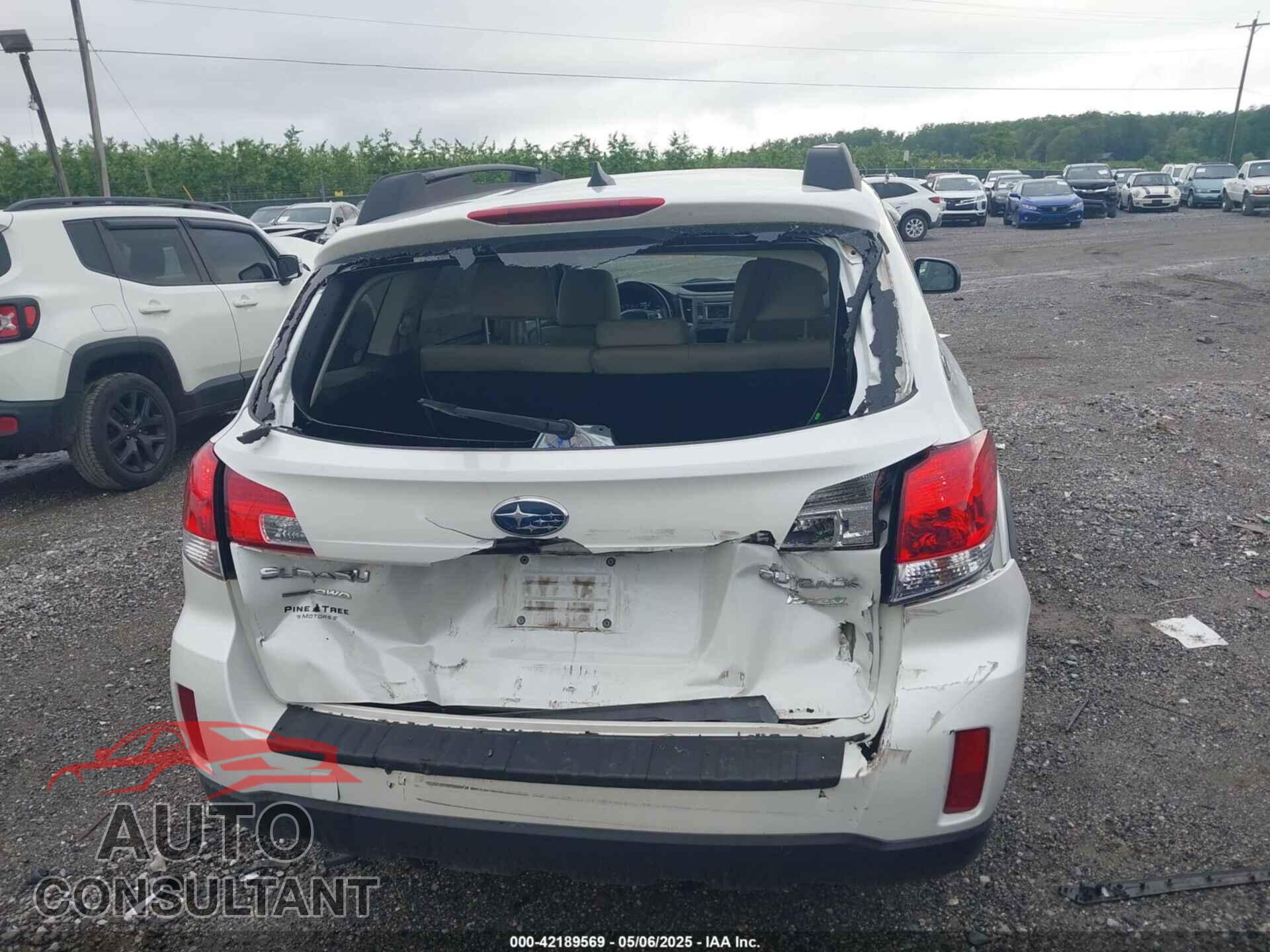 SUBARU OUTBACK 2013 - 4S4BRBKC9D3311492