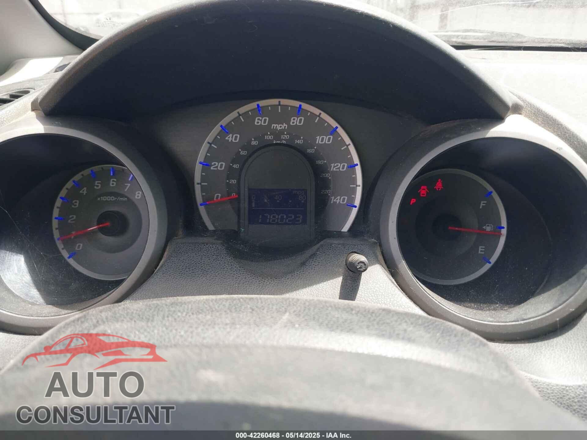 HONDA FIT 2009 - JHMGE882X9S008434