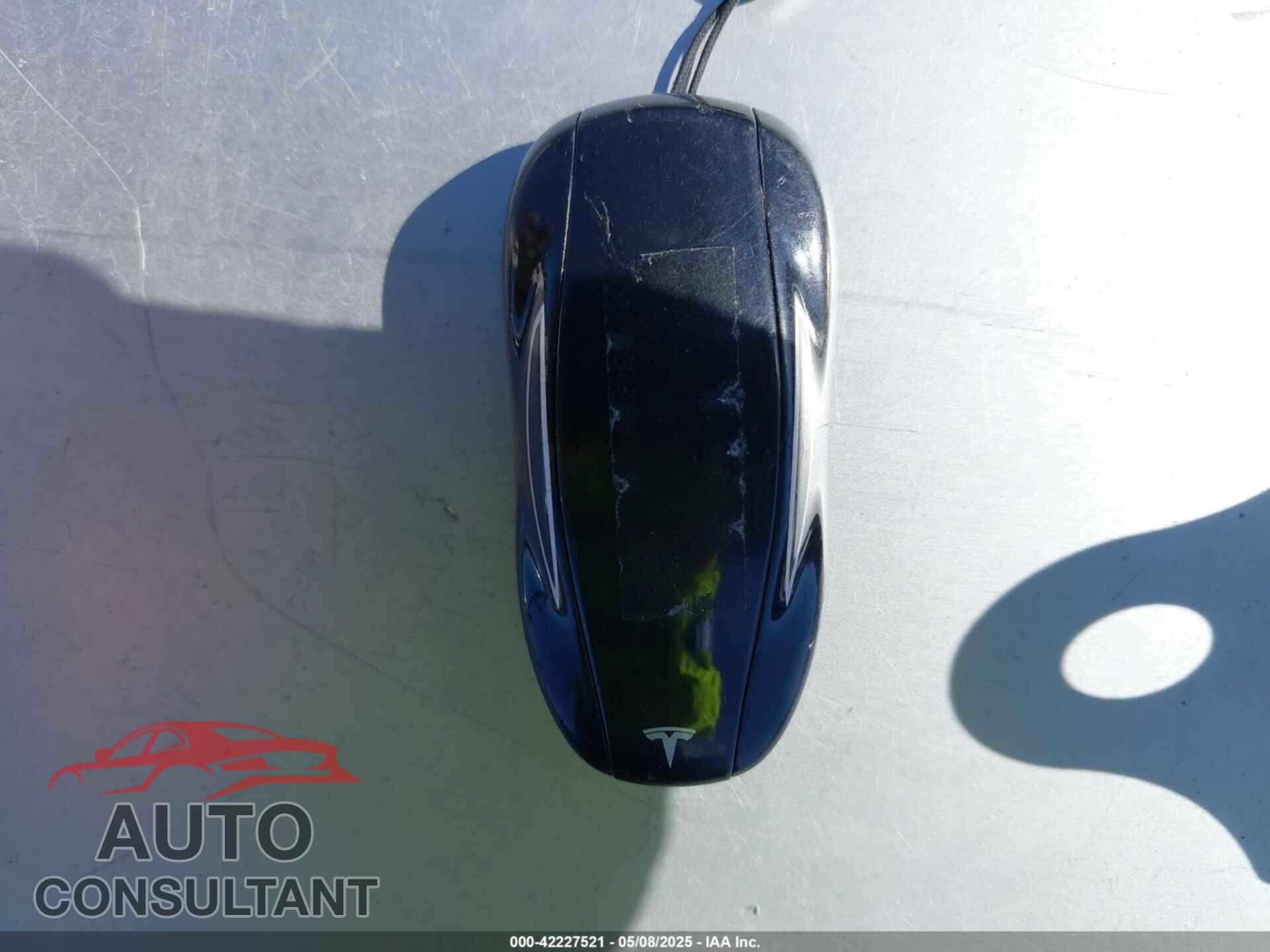 TESLA MODEL S 2013 - 5YJSA1CNXDFP28192