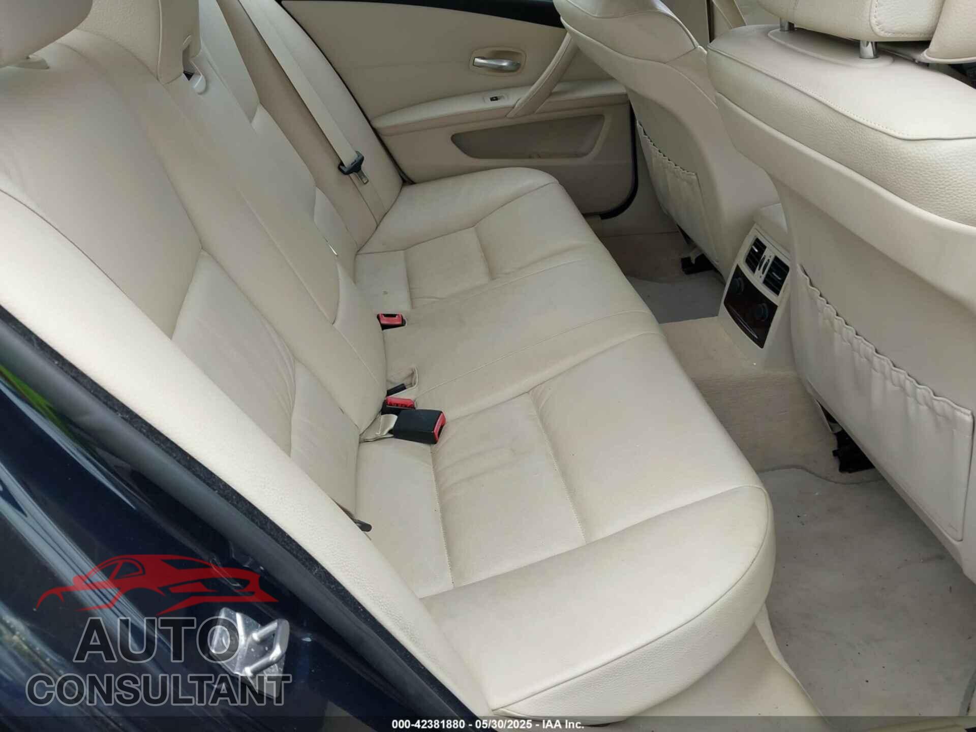 BMW 528I 2010 - WBANV1C59AC443183