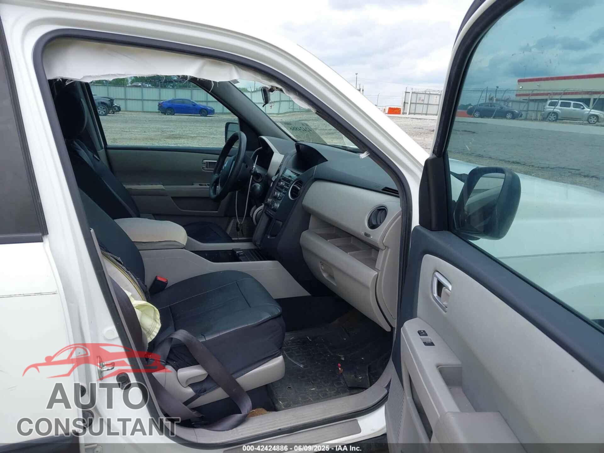 HONDA PILOT 2013 - 5FNYF3H23DB042825