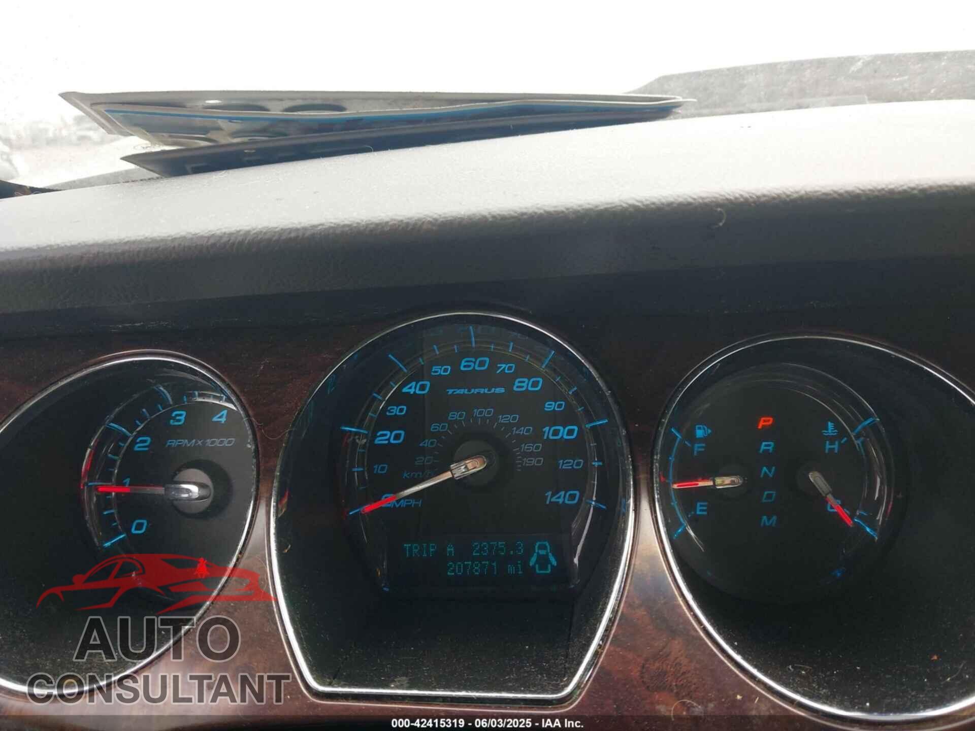 FORD TAURUS 2010 - 1FAHP2EW2AG111722