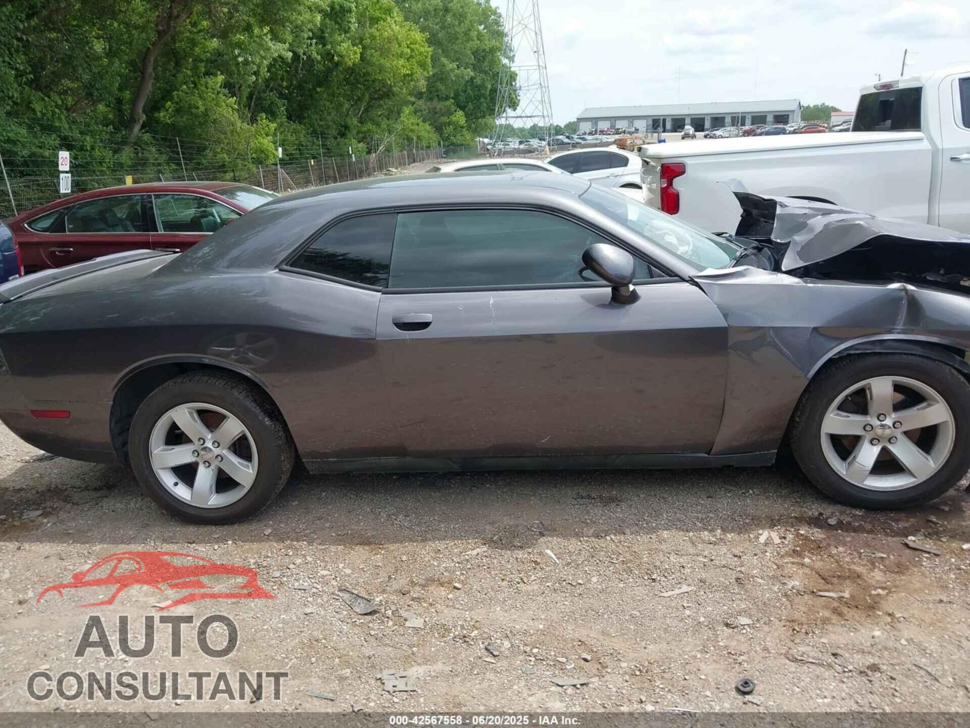 DODGE CHALLENGER 2014 - 2C3CDYAGXEH107477