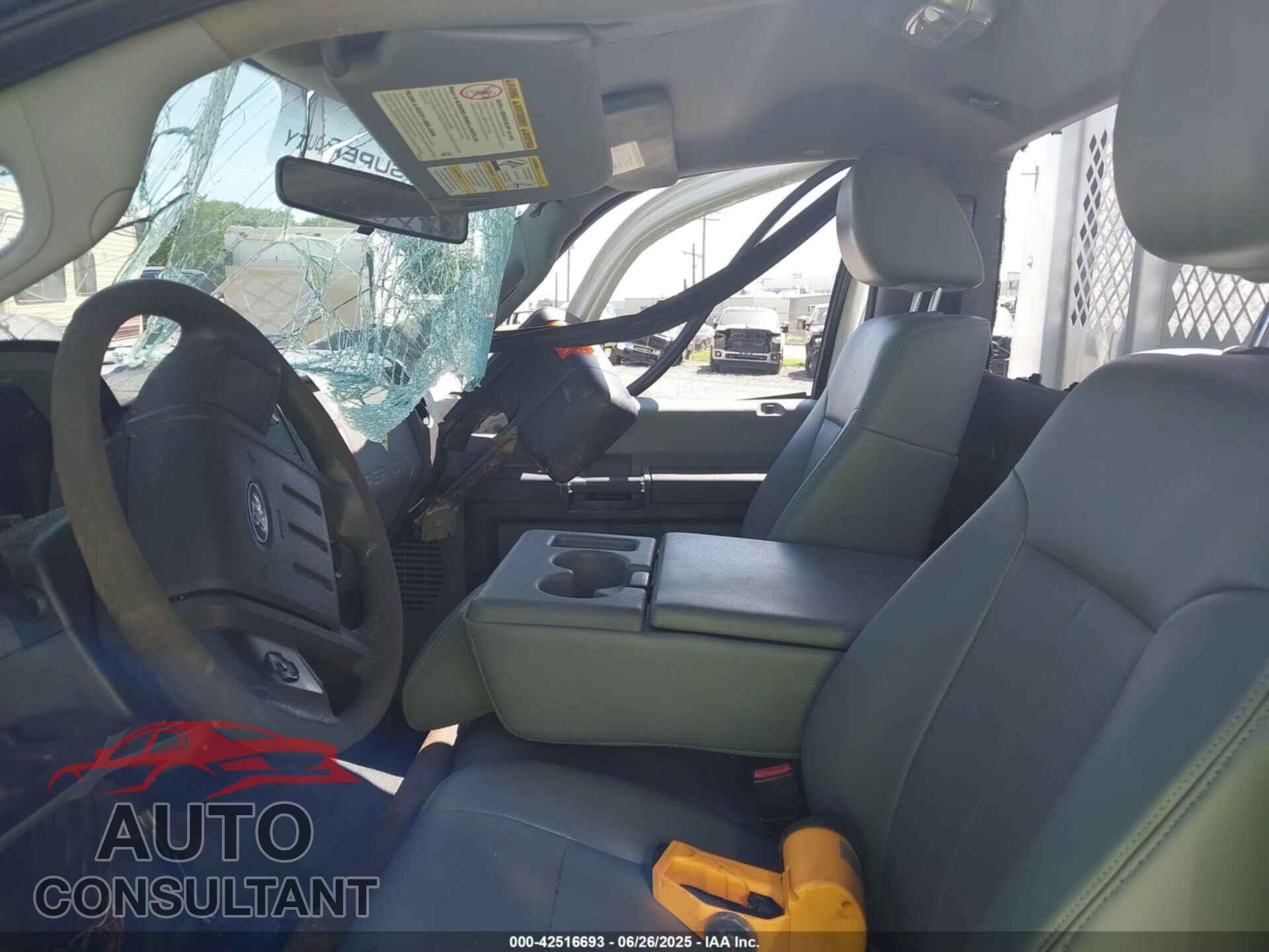 FORD F-550 CHASSIS 2012 - 1FDUF5HT0CEB23232