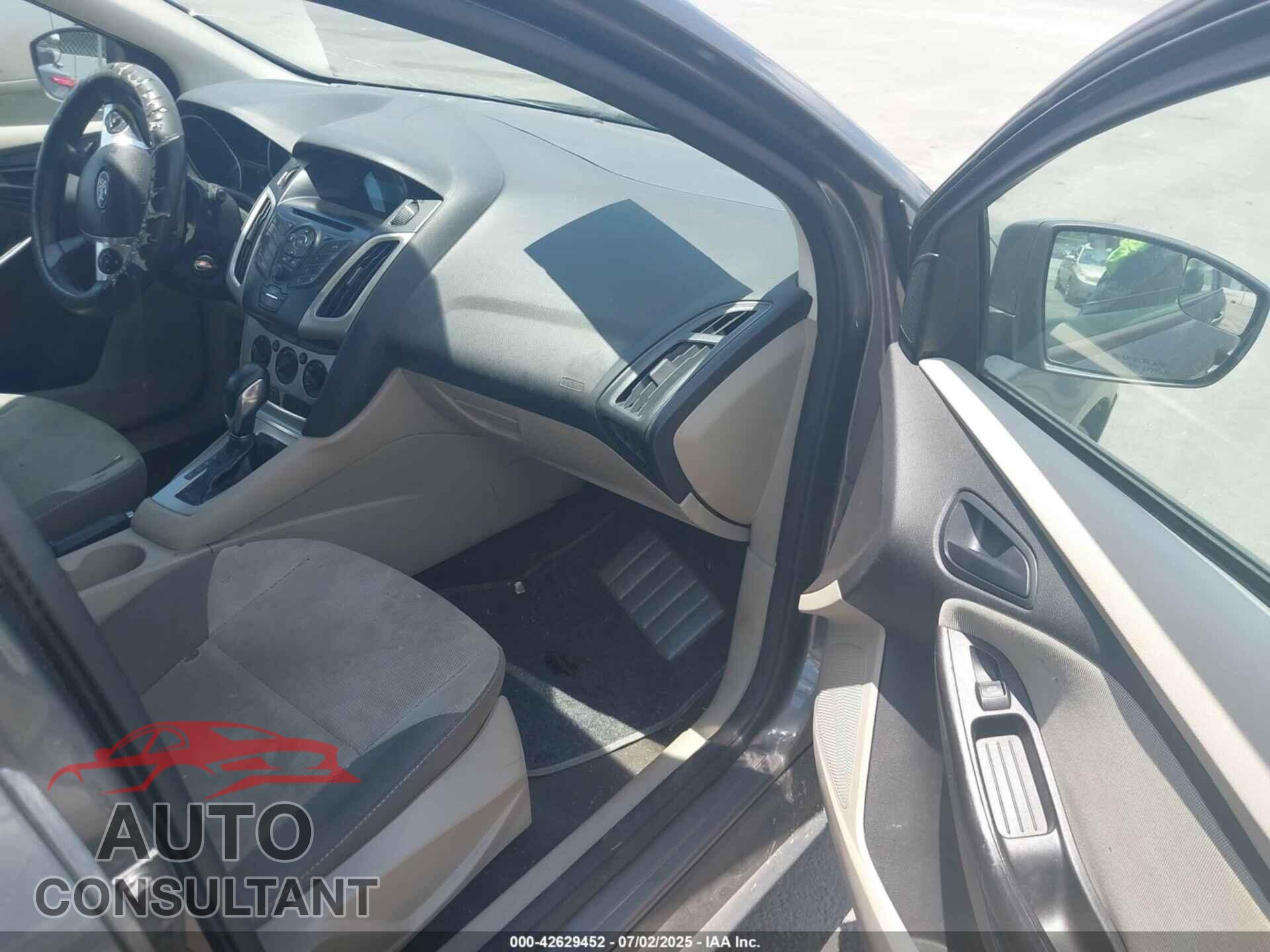 FORD FOCUS 2012 - 1FAHP3K25CL365670