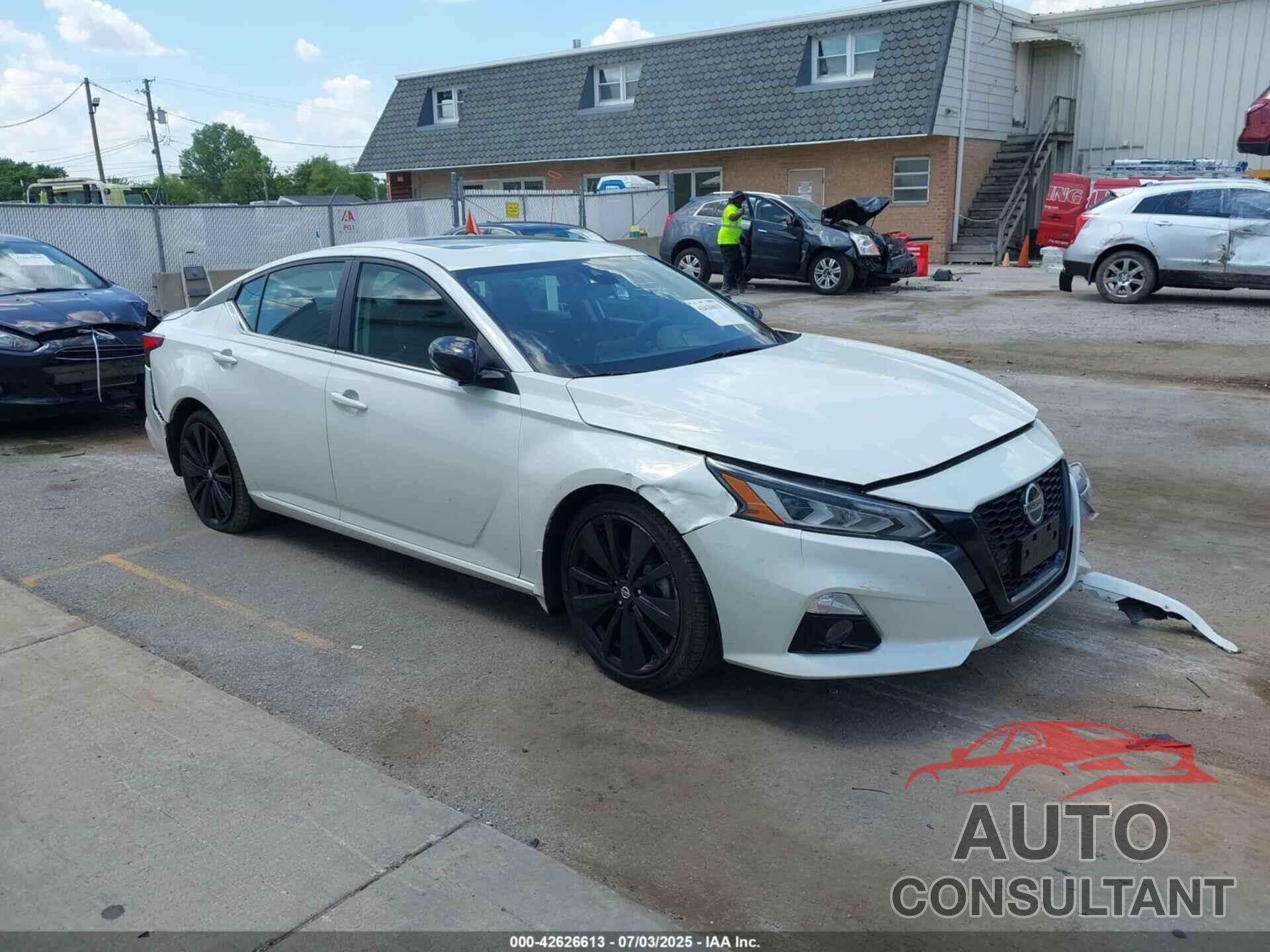NISSAN ALTIMA 2022 - 1N4BL4CV4NN329931