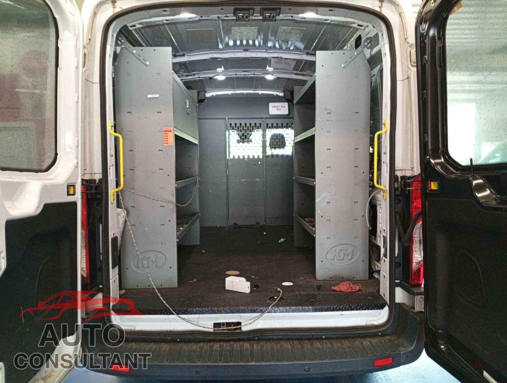 FORD TRANSIT-150 2018 - 1FTYE1CMXJKB42242