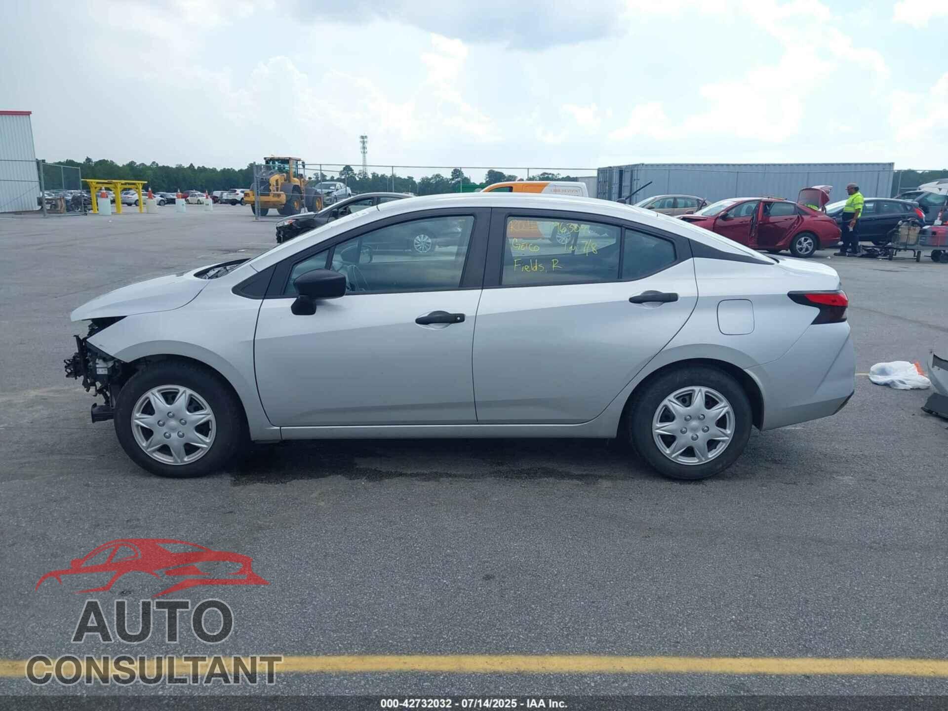 NISSAN VERSA 2020 - 3N1CN8DV7LL828866