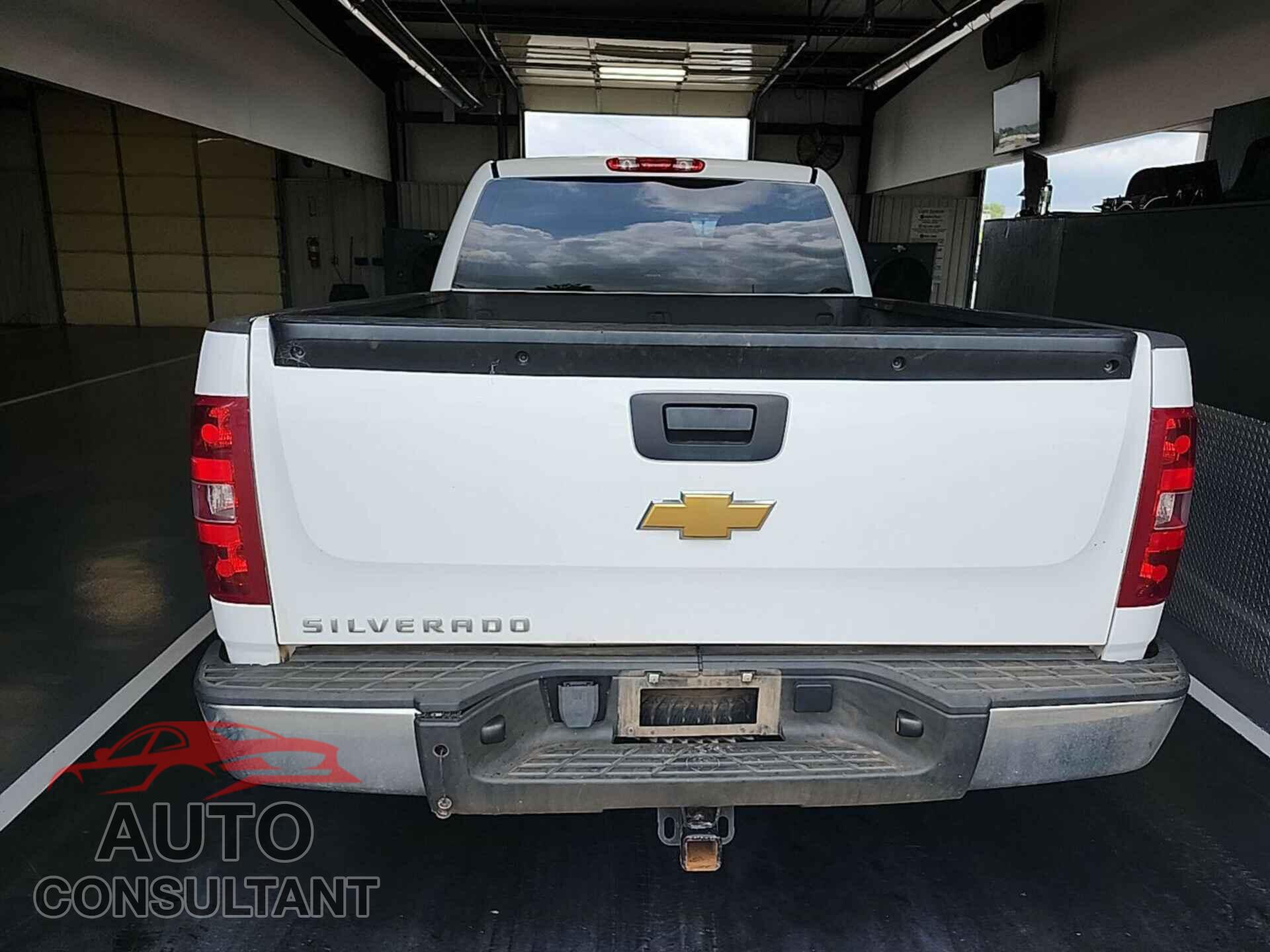 CHEVROLET SILVERADO 2013 - 1GCRKPE77DZ173774
