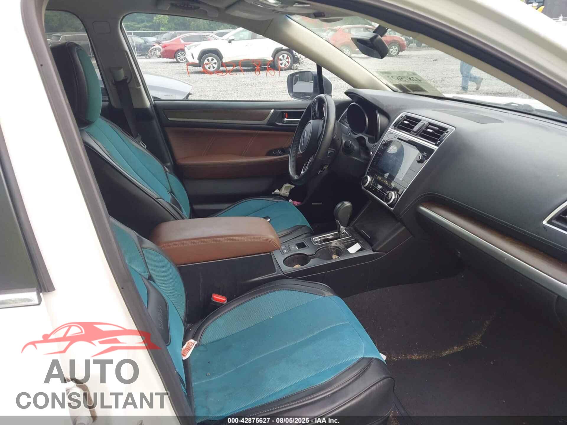 SUBARU OUTBACK 2018 - 4S4BSATC8J3343083