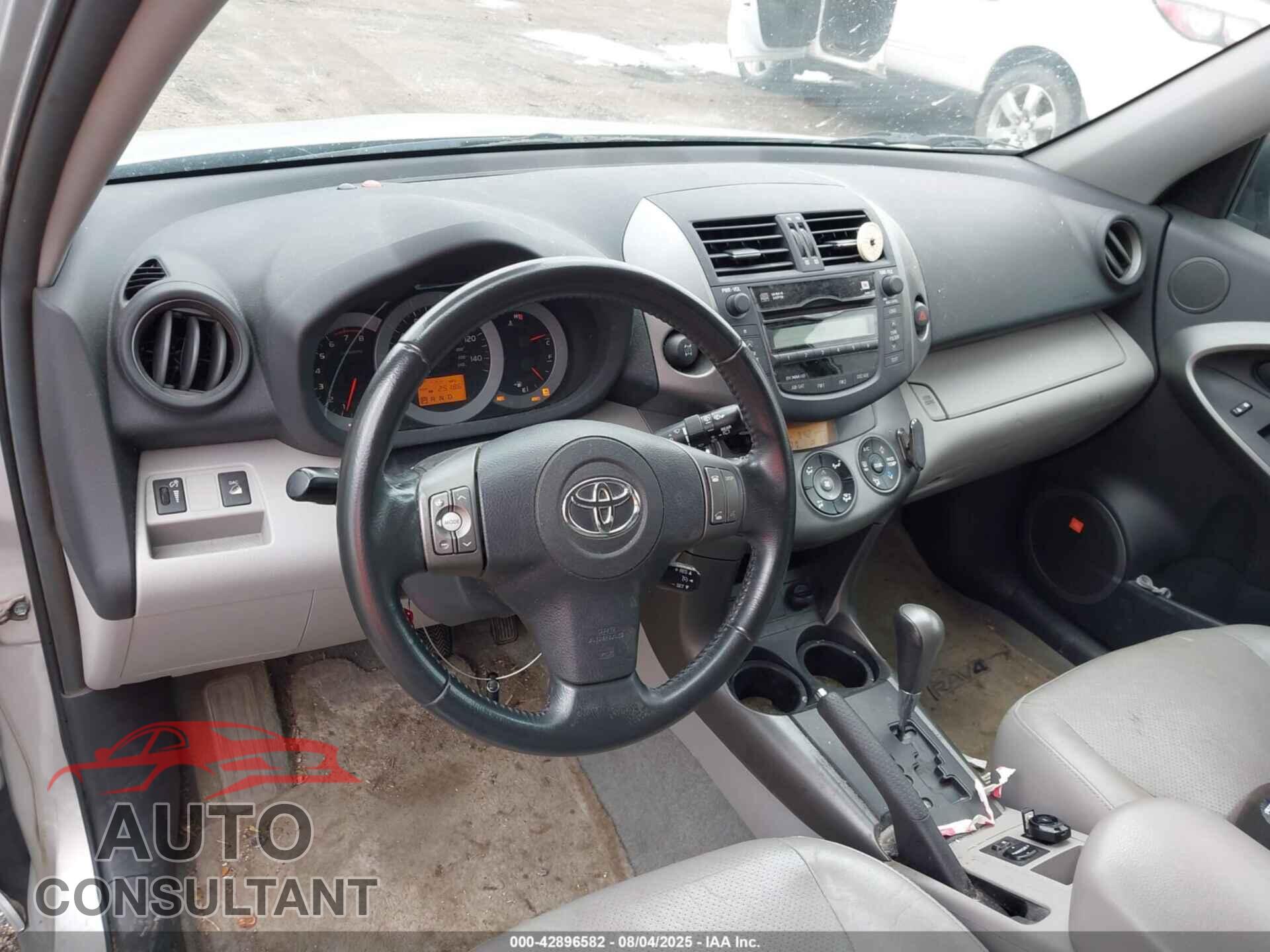 TOYOTA RAV4 2011 - 2T3DK4DV8BW047087