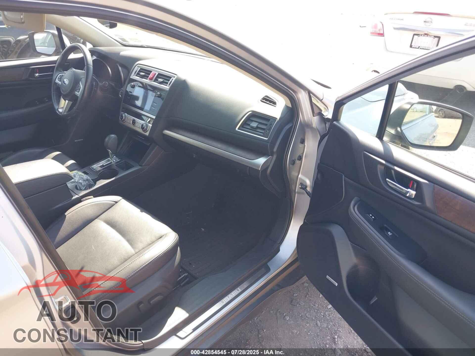 SUBARU OUTBACK 2017 - 4S4BSENC4H3422202