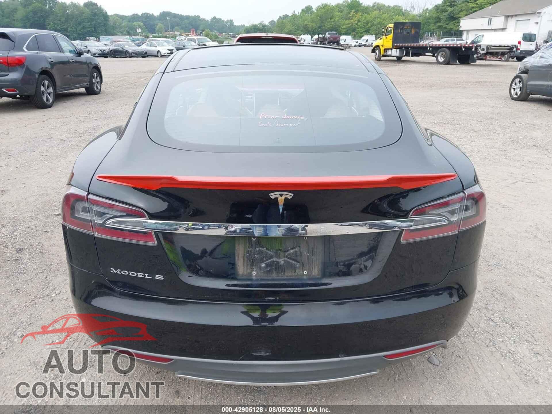 TESLA MODEL S 2013 - 5YJSA1CG0DFP06428