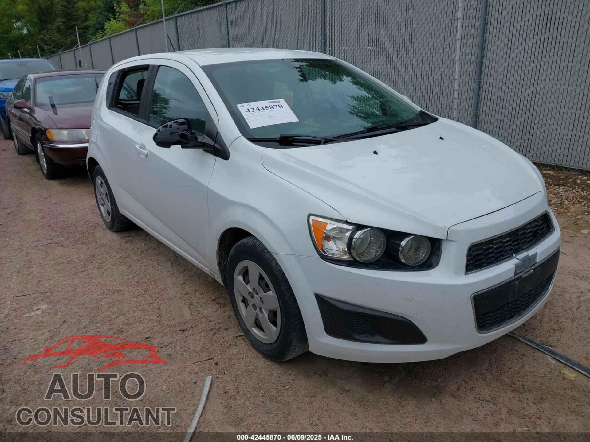 CHEVROLET SONIC 2016 - 1G1JA6SH3G4177466