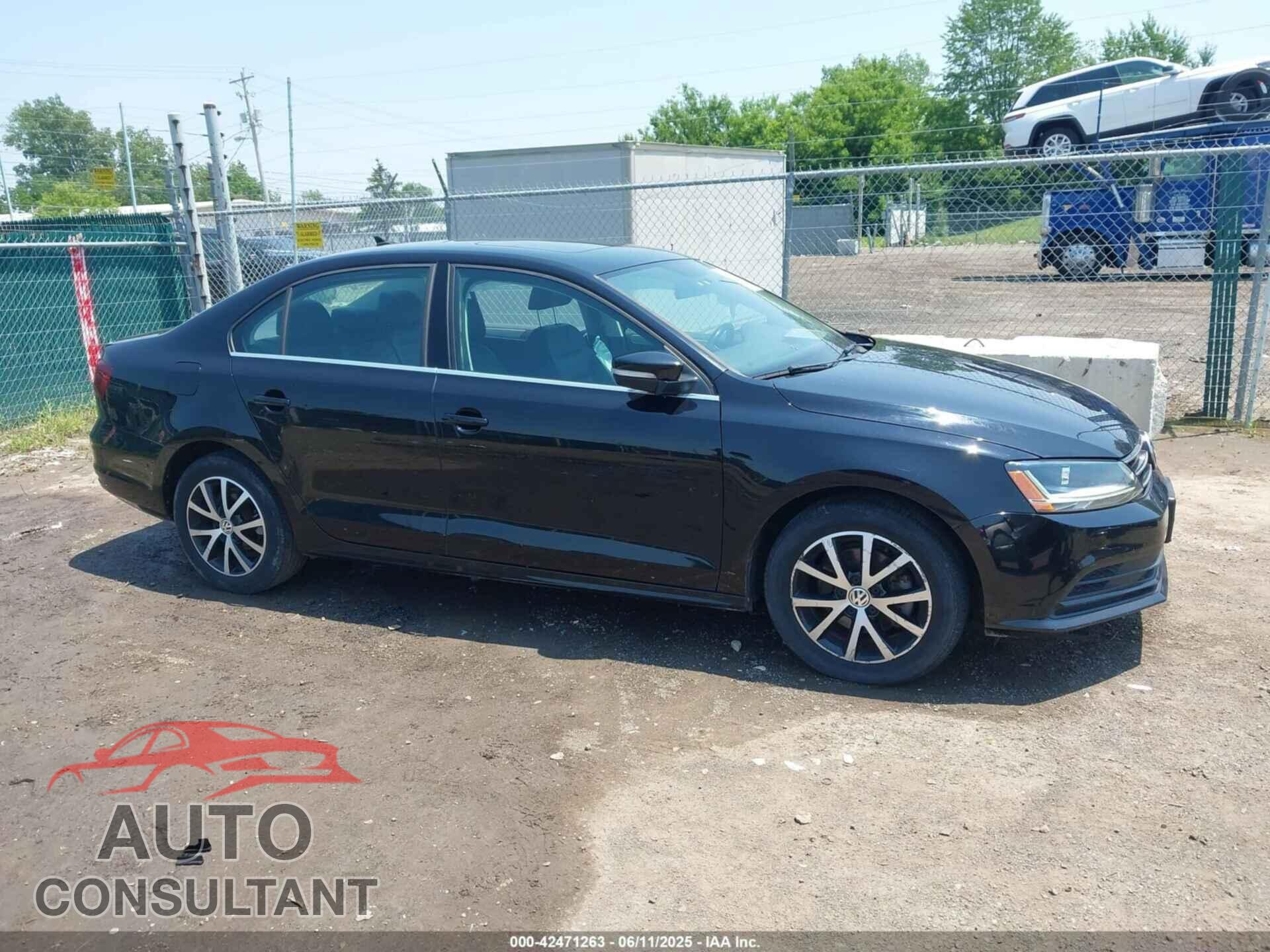 VOLKSWAGEN JETTA 2017 - 3VWDB7AJ9HM293639