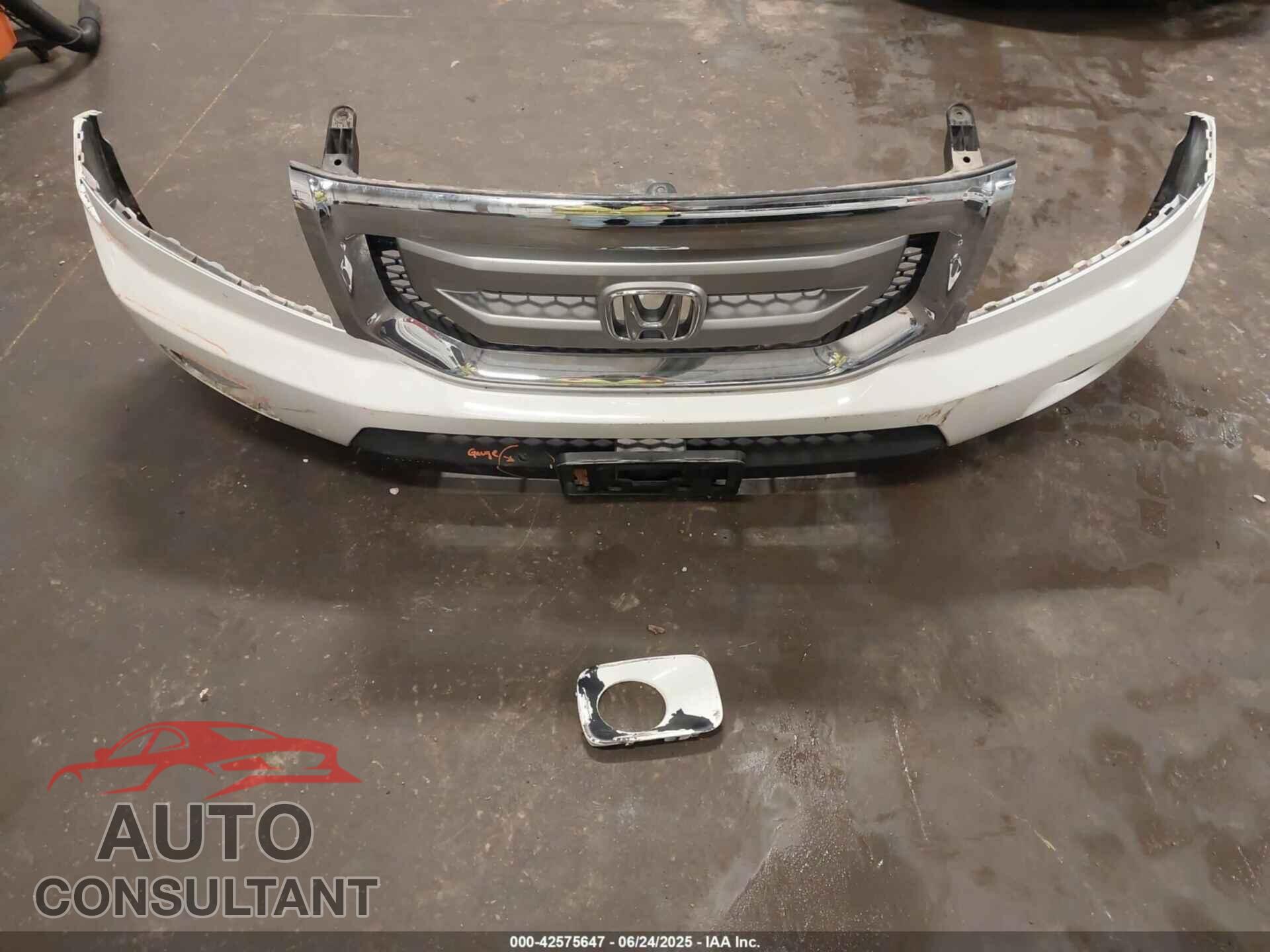 HONDA PILOT 2011 - 5FNYF4H61BB060682