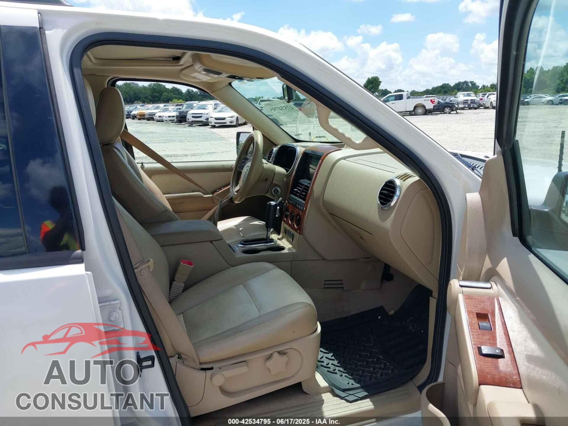 FORD EXPLORER 2010 - 1FMEU7EE8AUA40226