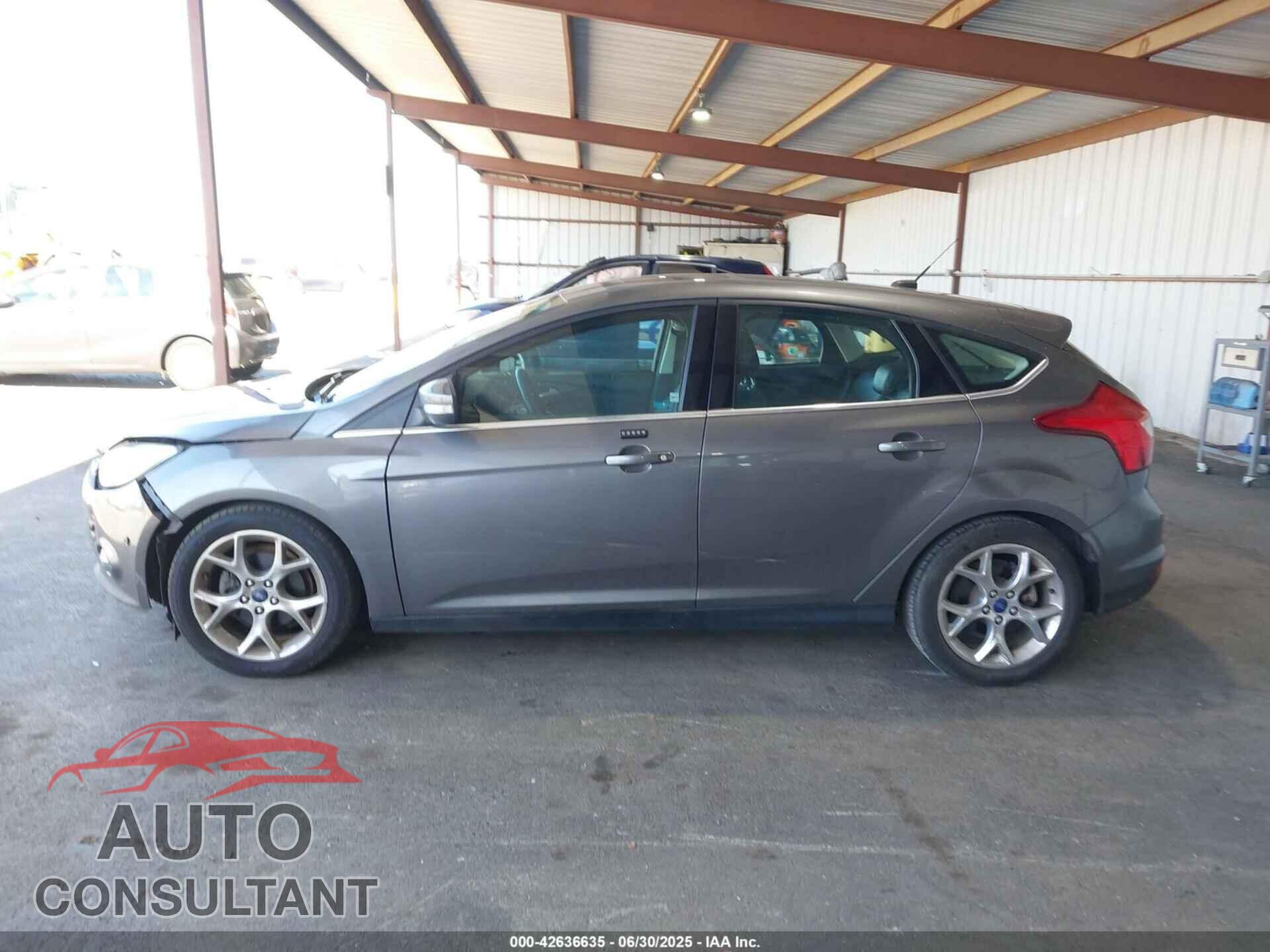 FORD FOCUS 2012 - 1FAHP3M27CL362850