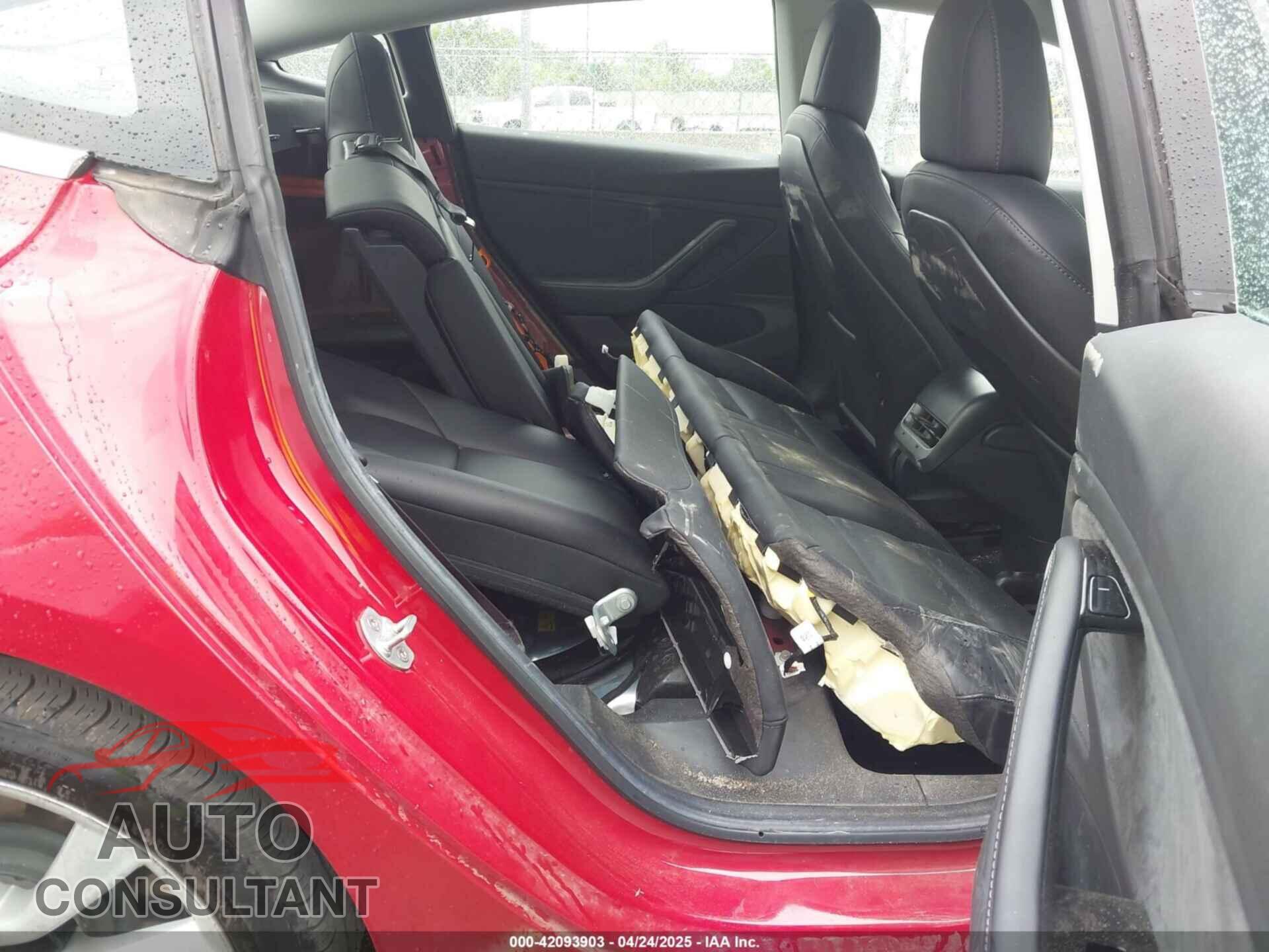 TESLA MODEL 3 2018 - 5YJ3E1EA6JF052659