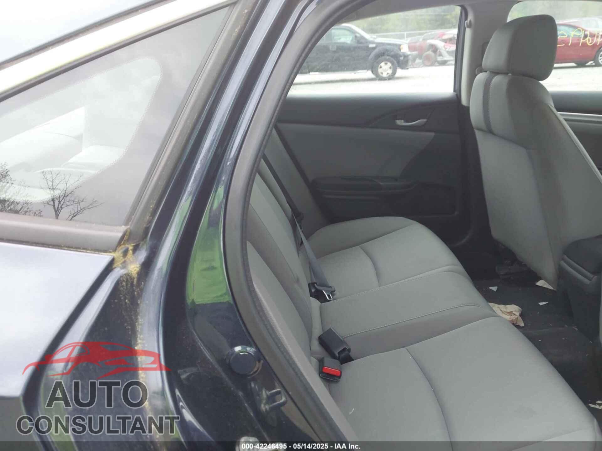 HONDA CIVIC 2018 - 19XFC2F52JE203223