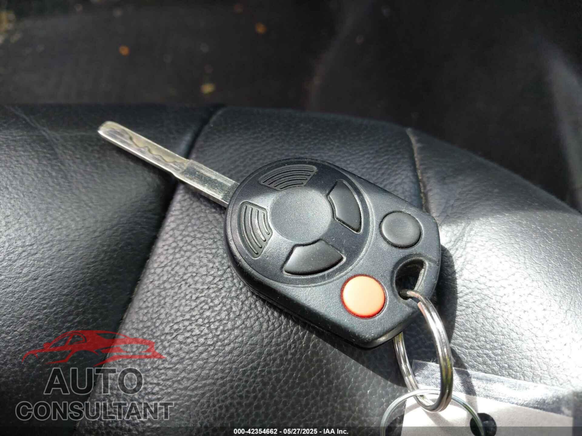FORD FOCUS 2015 - 1FADP3F23FL361260