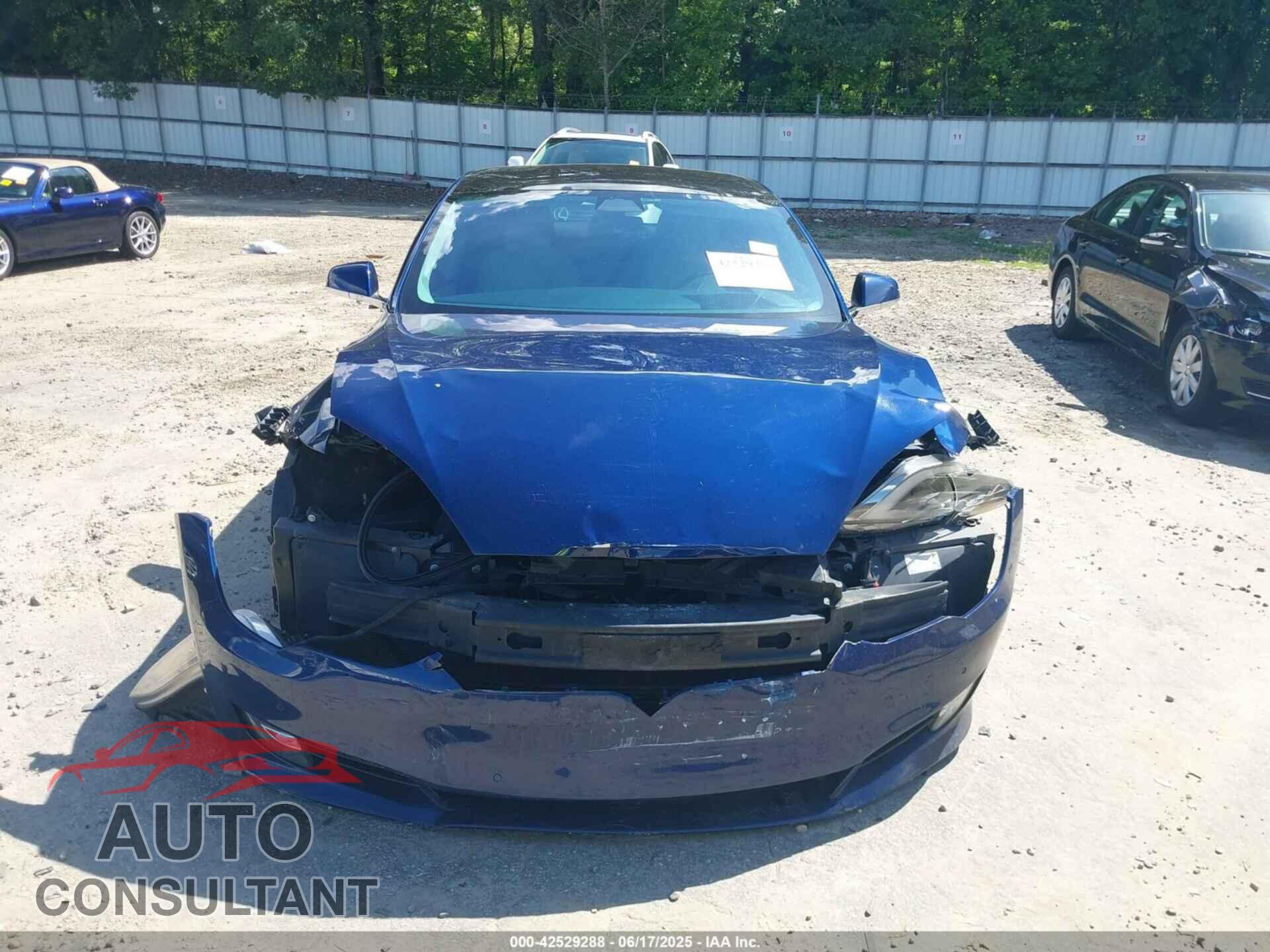 TESLA MODEL S 2018 - 5YJSA1E20JF283461