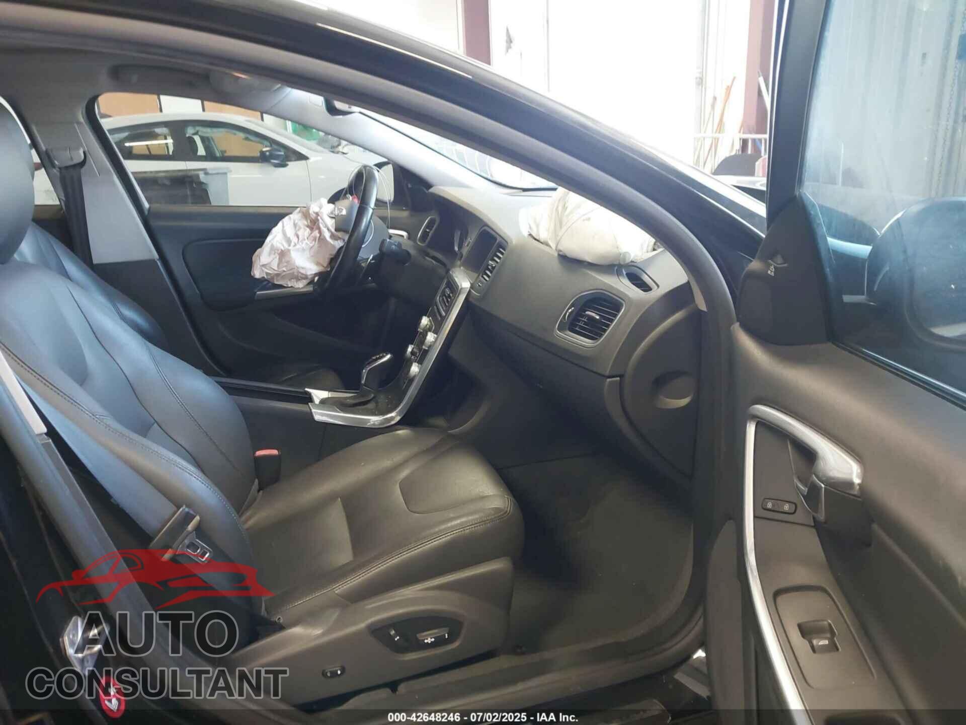 VOLVO S60 2016 - YV126MFK1G1395540
