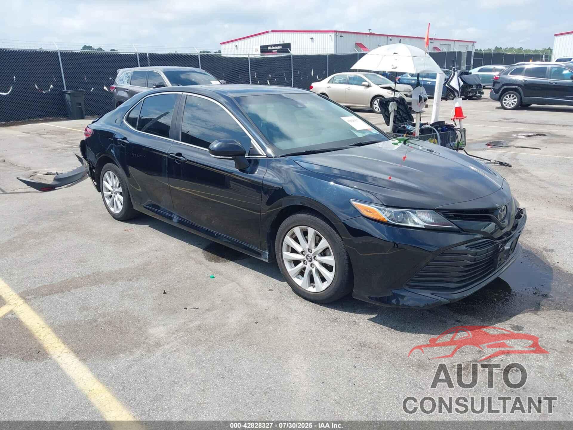 TOYOTA CAMRY 2018 - JTNB11HK2J3000384